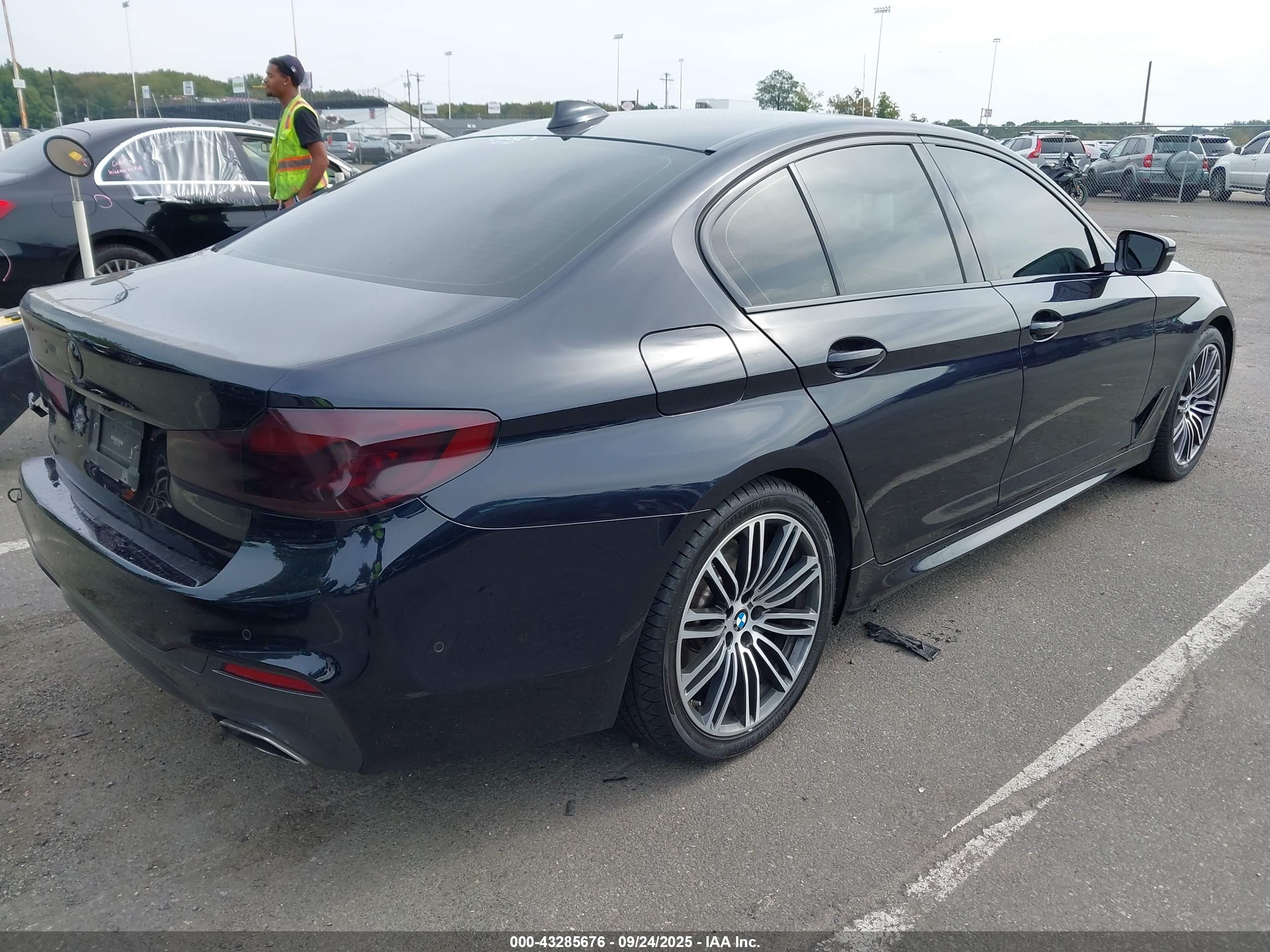 BMW 530I image 4