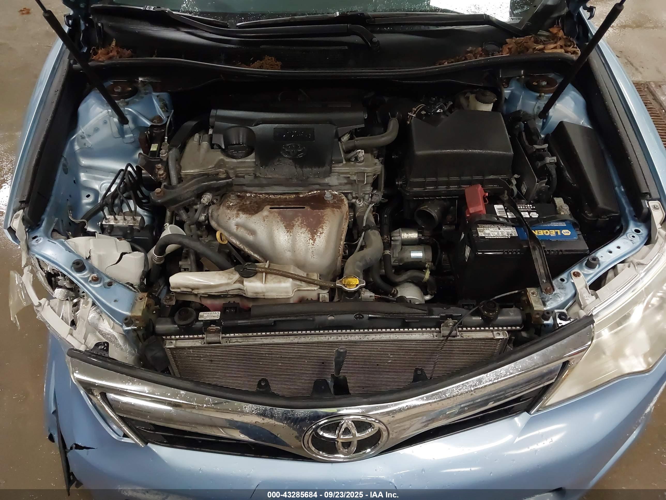 TOYOTA CAMRY image 10