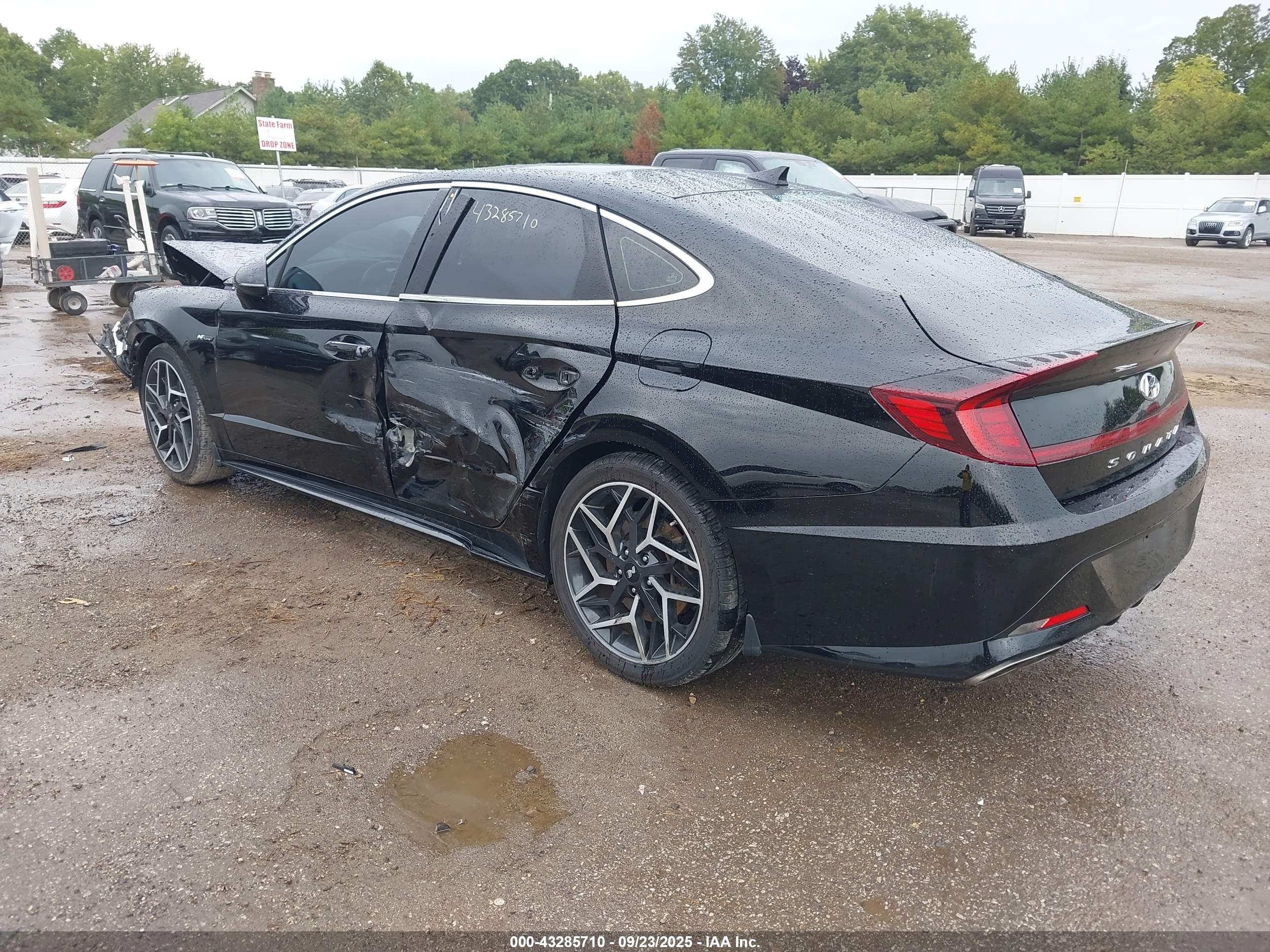 HYUNDAI SONATA image 3