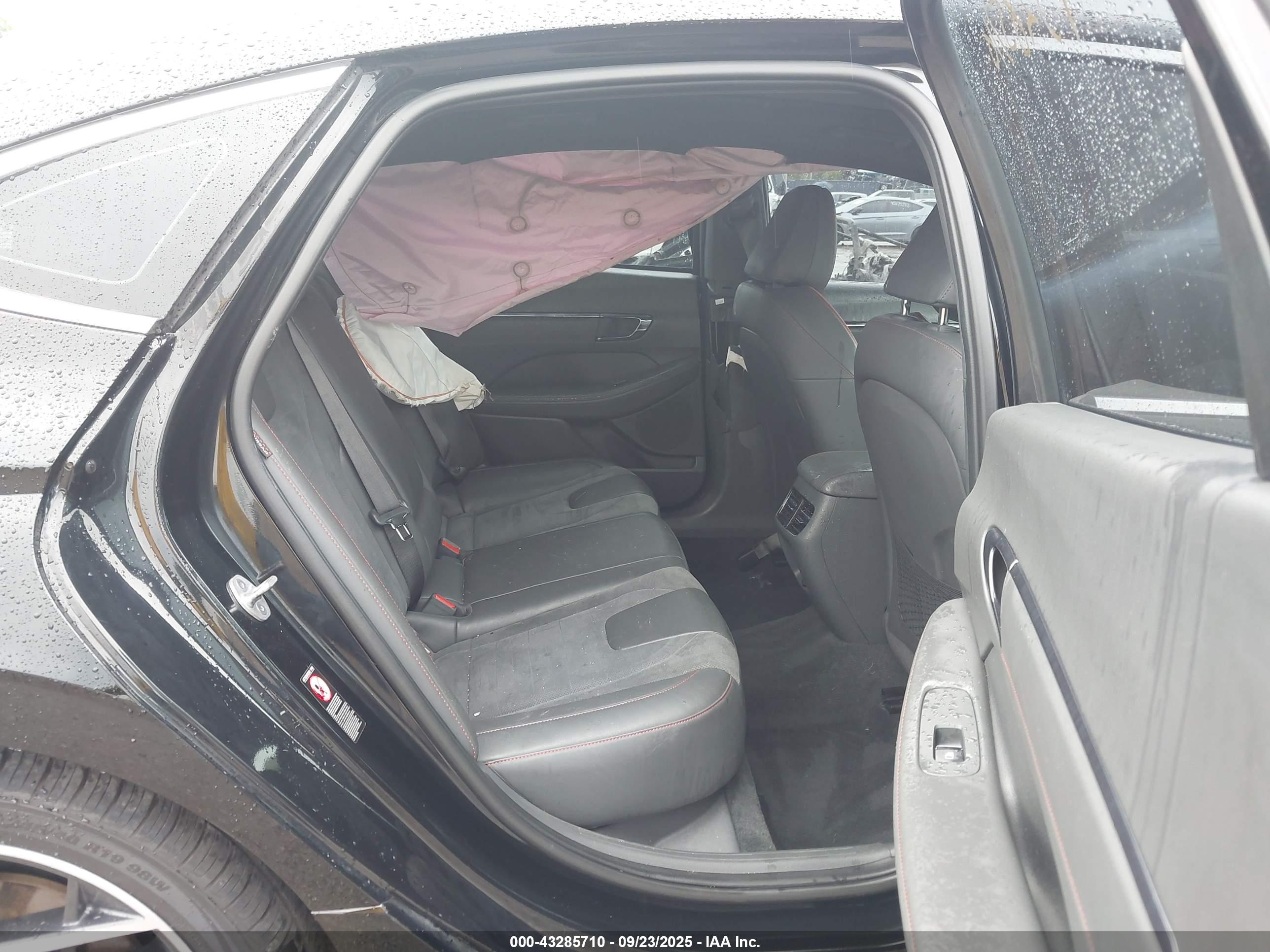 HYUNDAI SONATA image 8