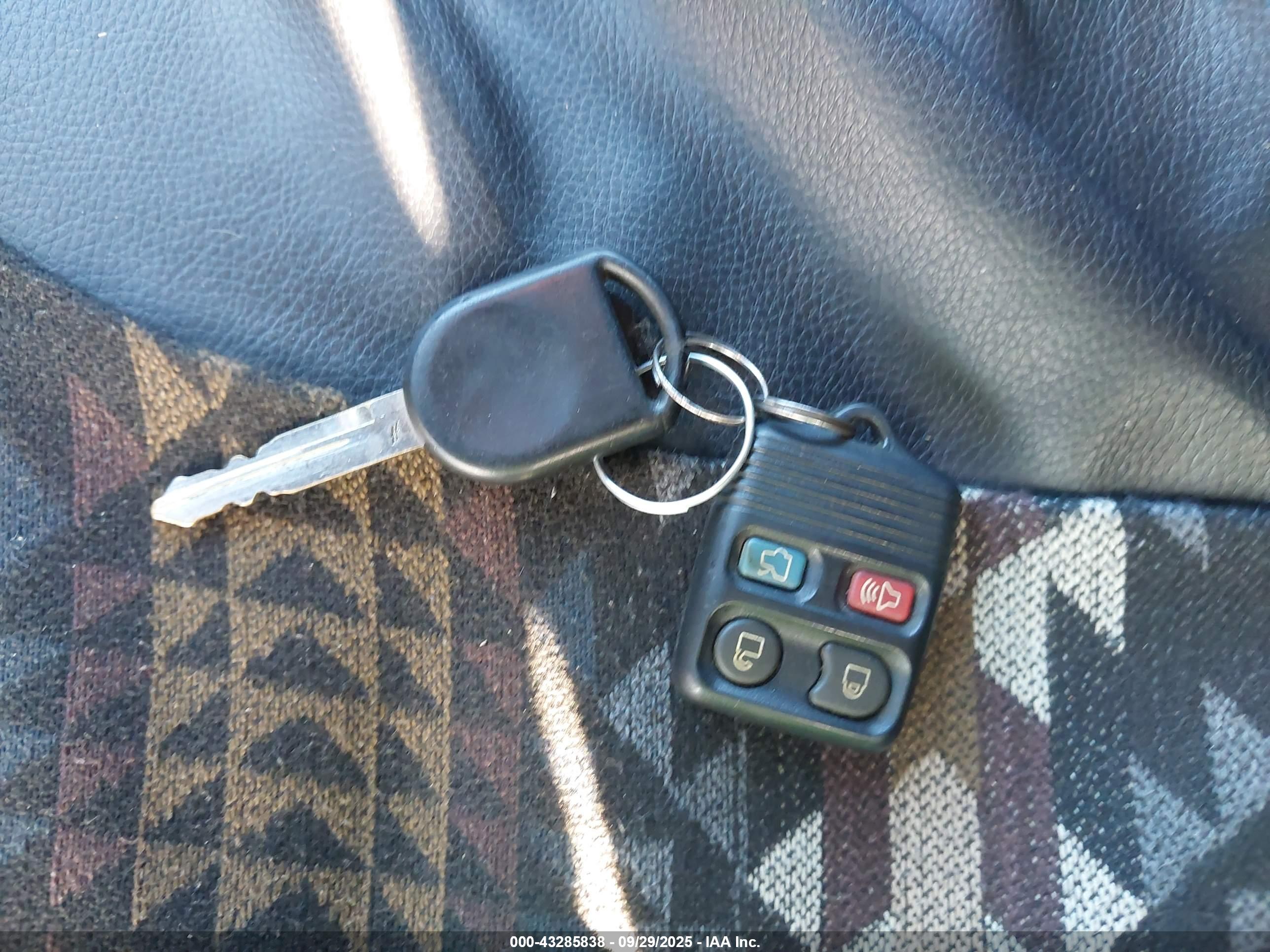 FORD FOCUS image 11