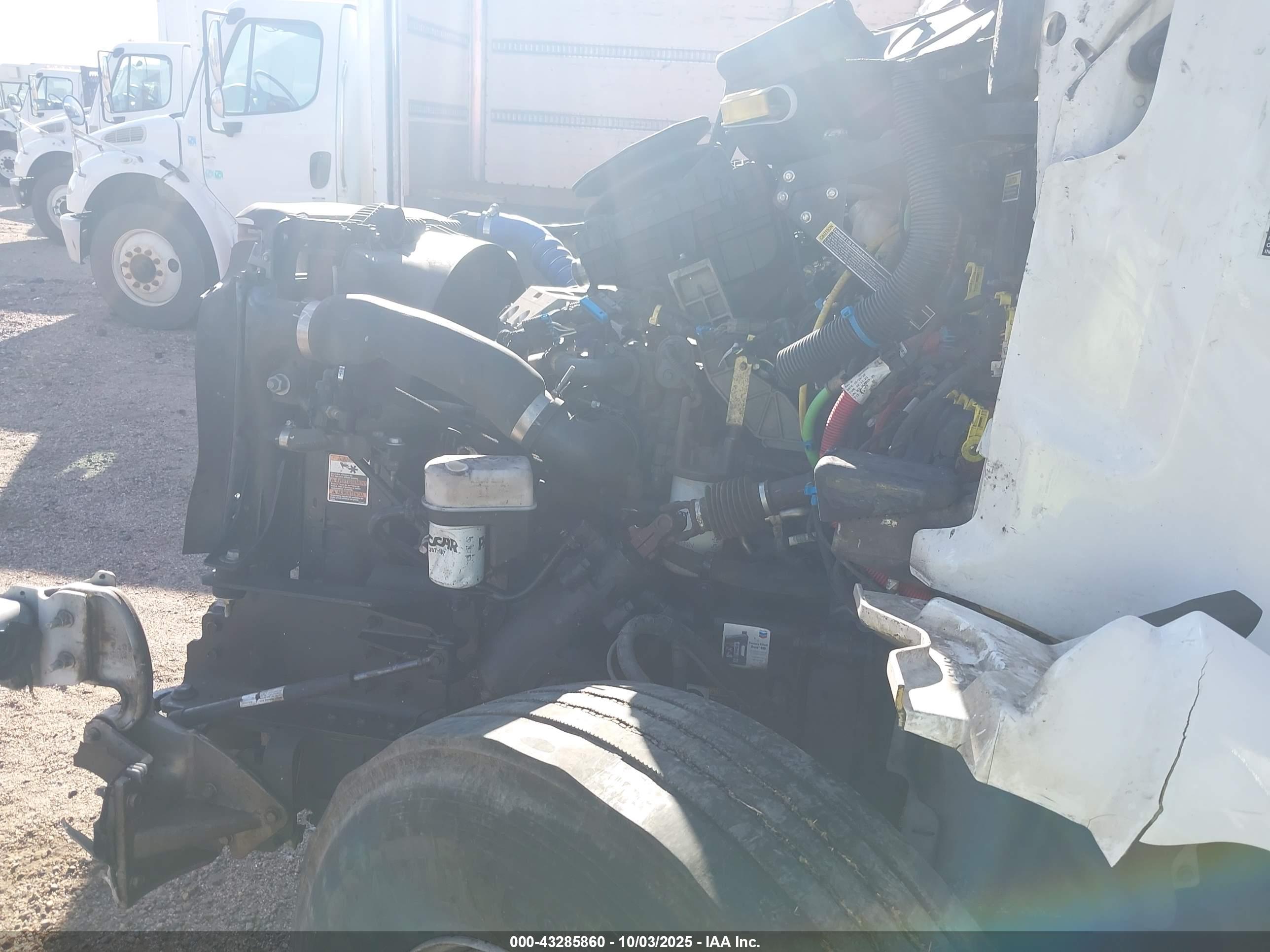 KENWORTH T280 image 10