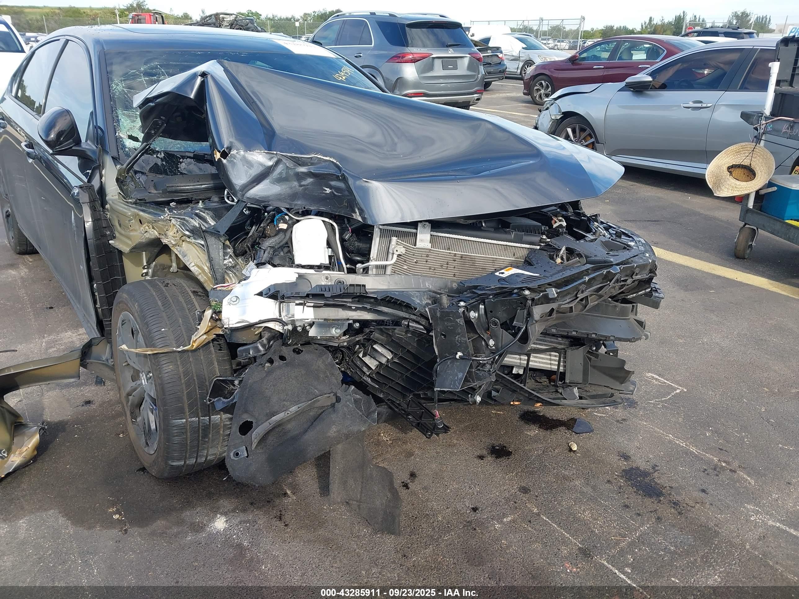 HONDA ACCORD image 6
