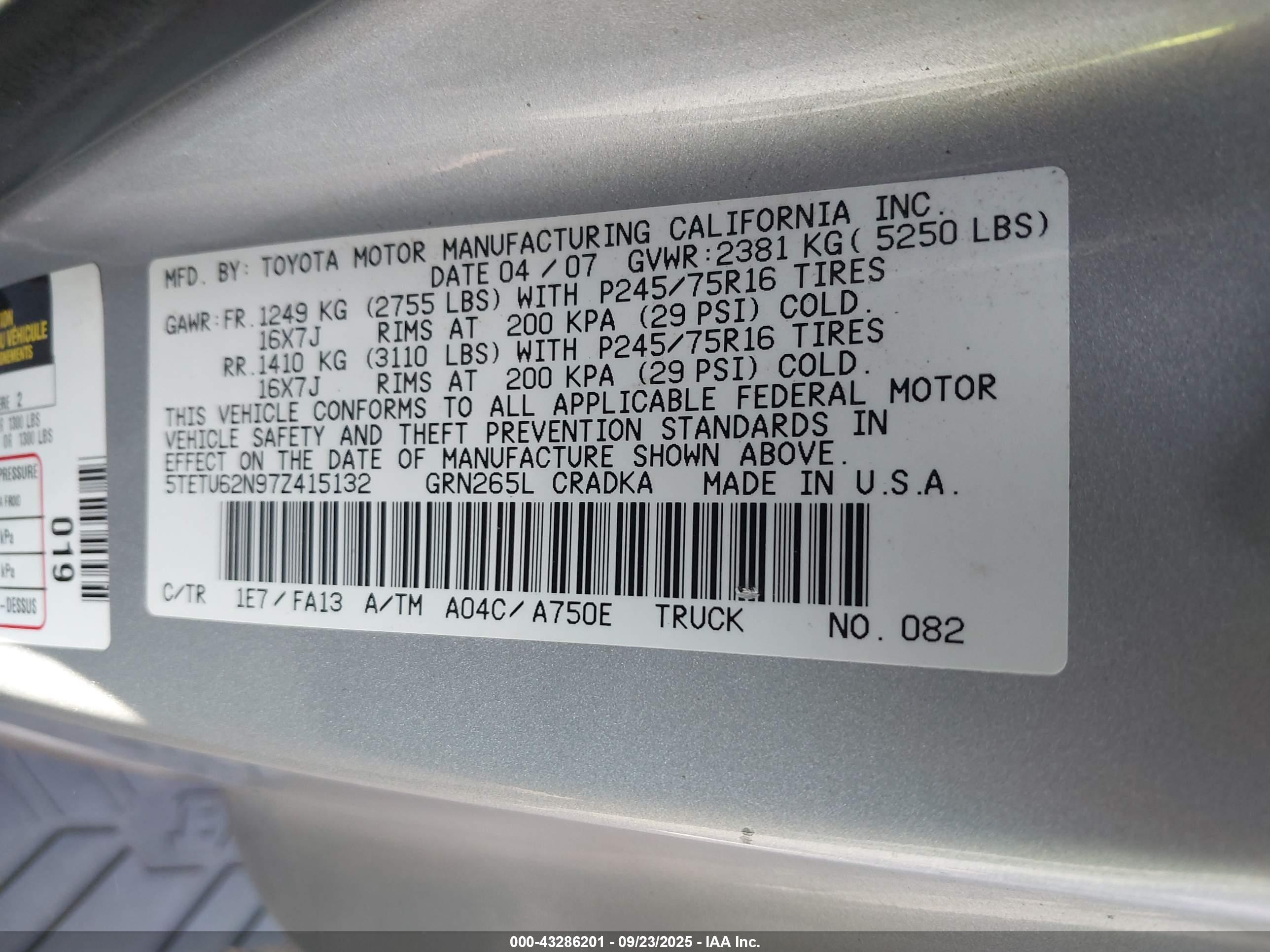 TOYOTA TACOMA image 9
