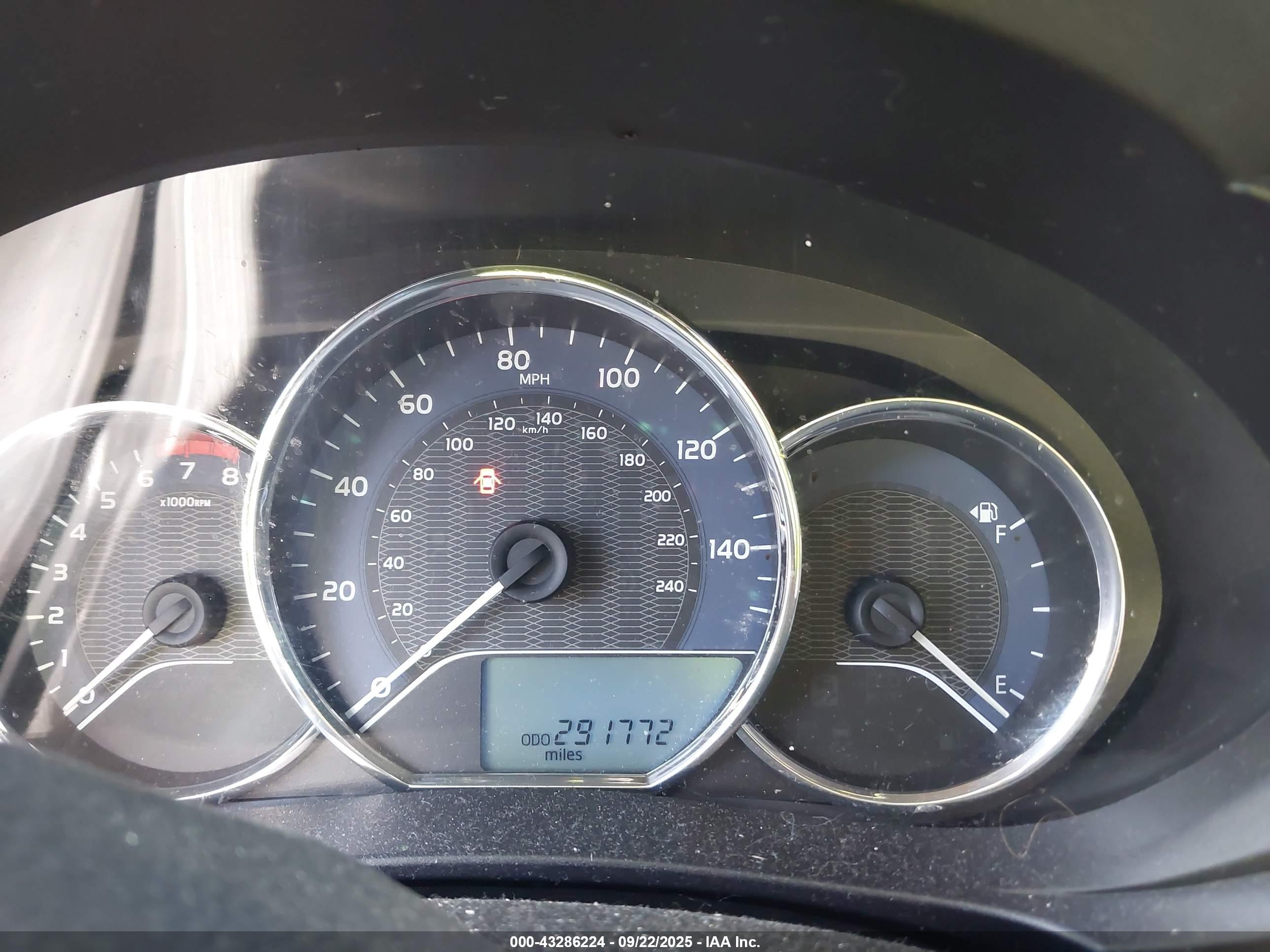 TOYOTA COROLLA image 7