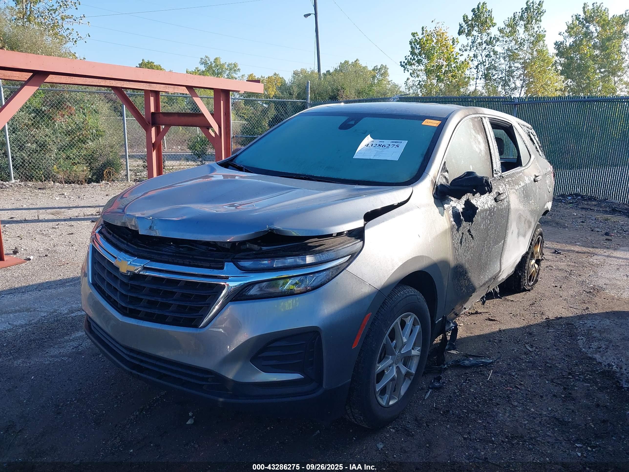 CHEVROLET EQUINOX image 6