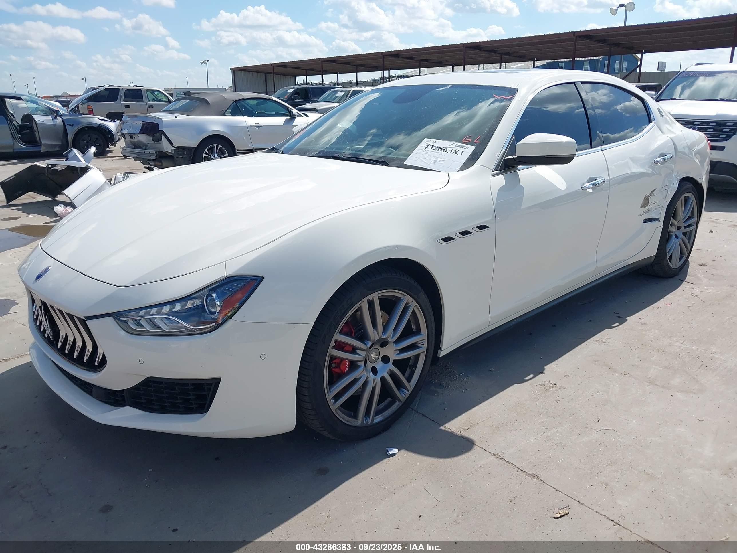 MASERATI GHIBLI image 2