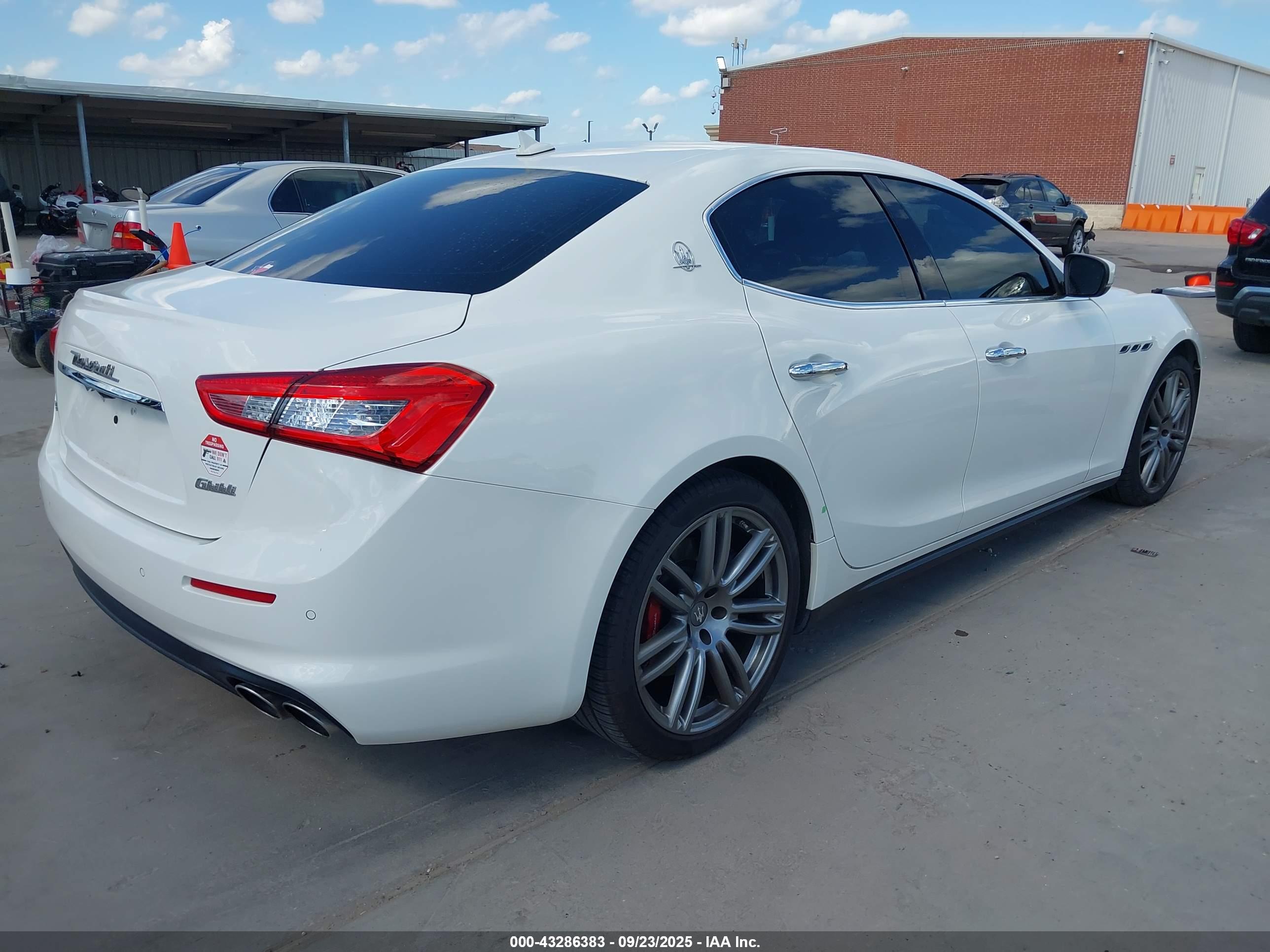 MASERATI GHIBLI image 4