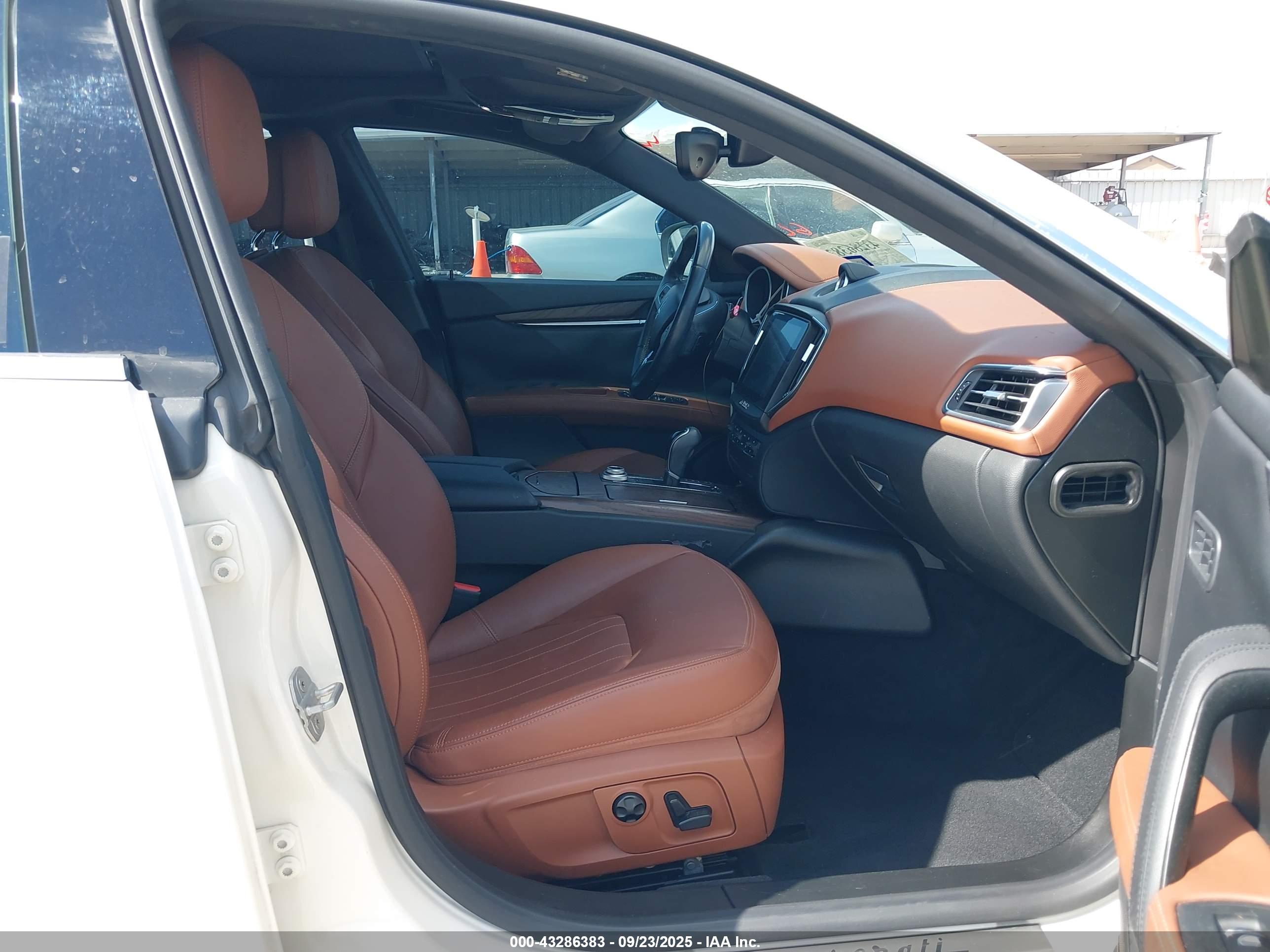 MASERATI GHIBLI image 5