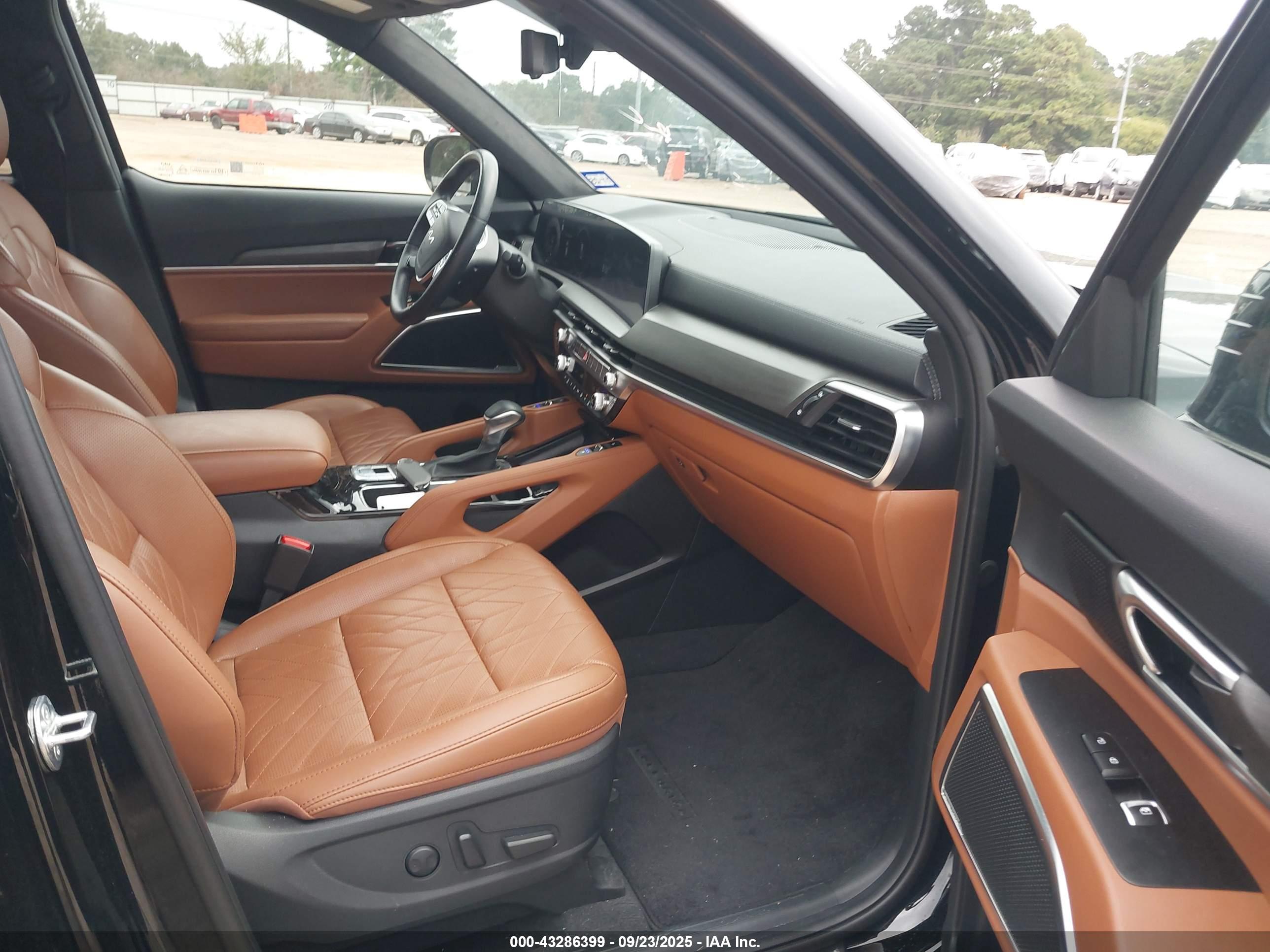 KIA TELLURIDE image 5