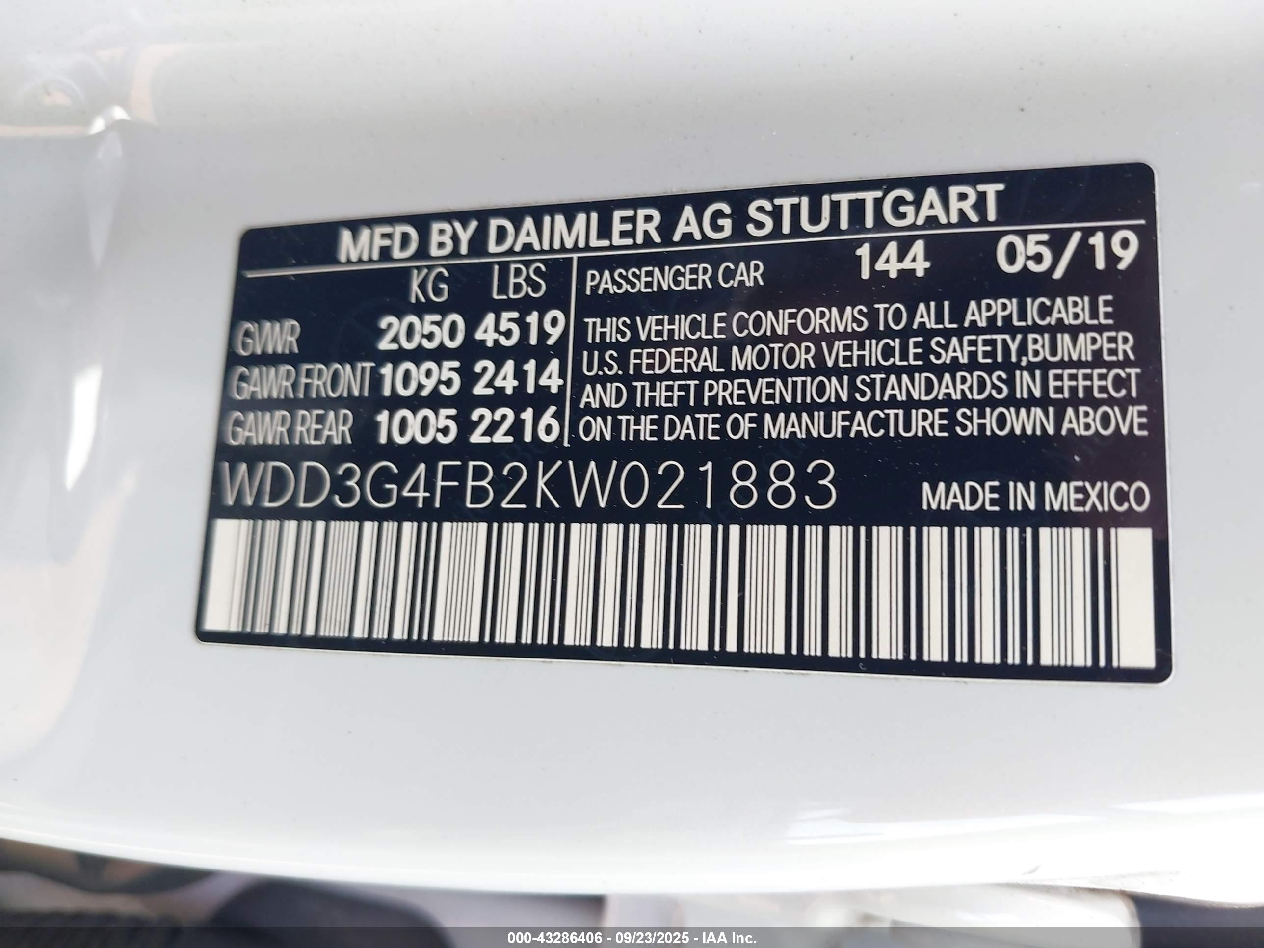 MERCEDES-BENZ A image 9