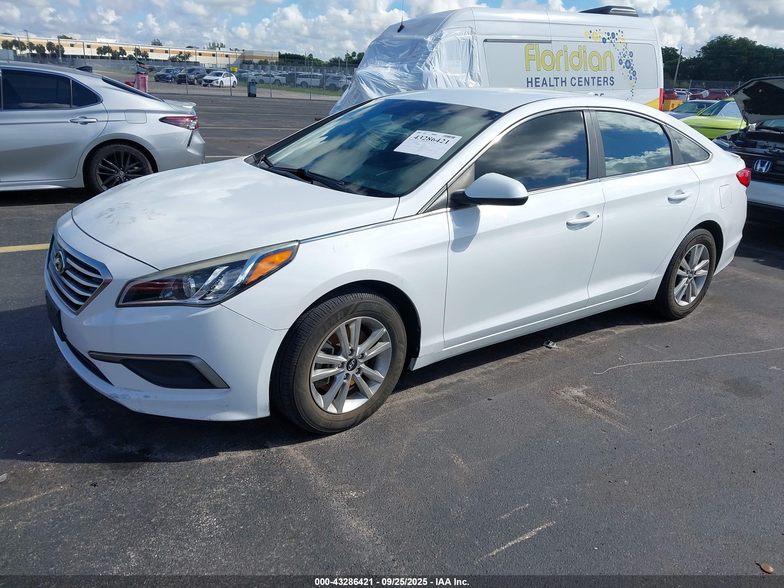 HYUNDAI SONATA image 2