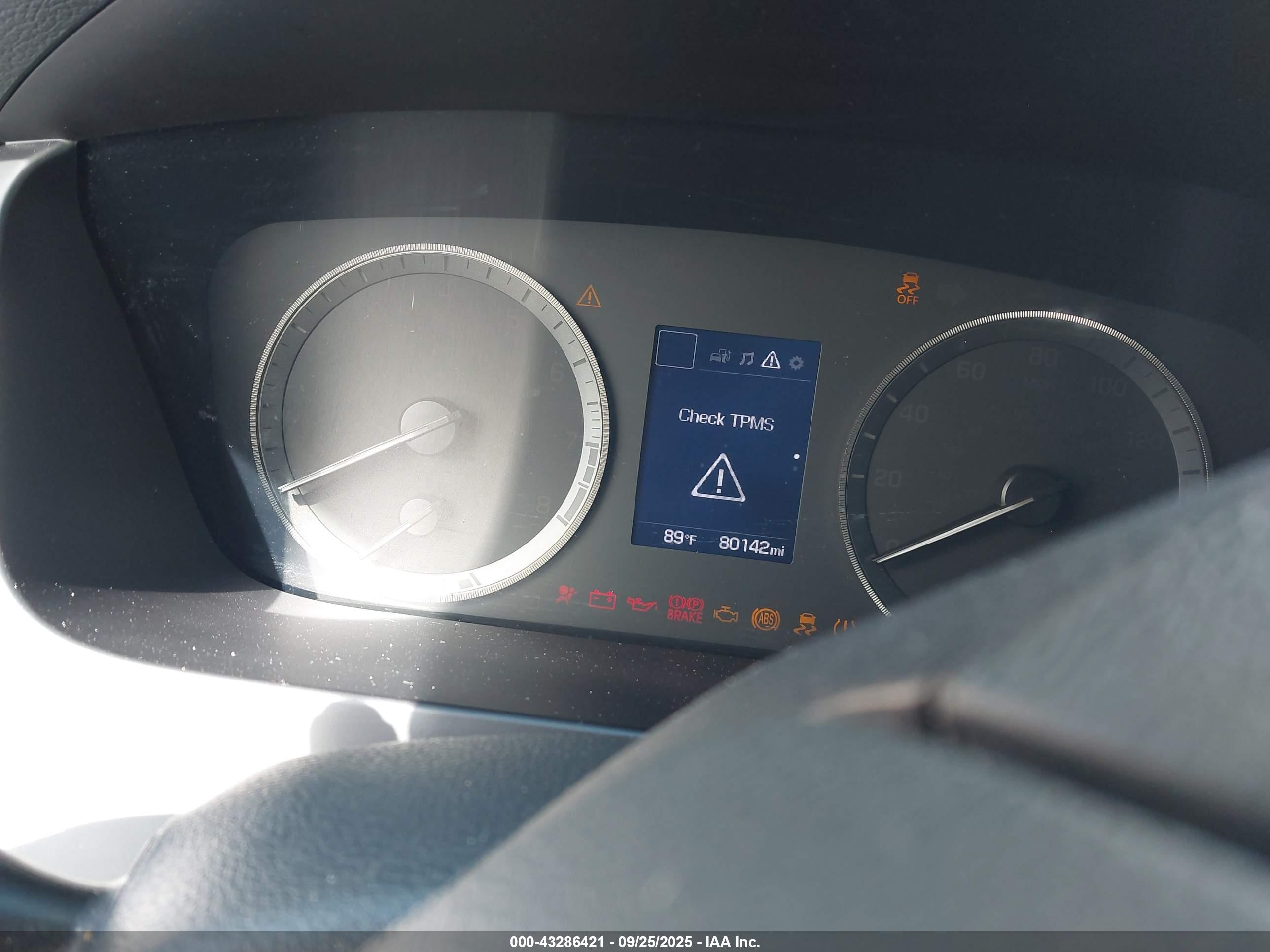 HYUNDAI SONATA image 7