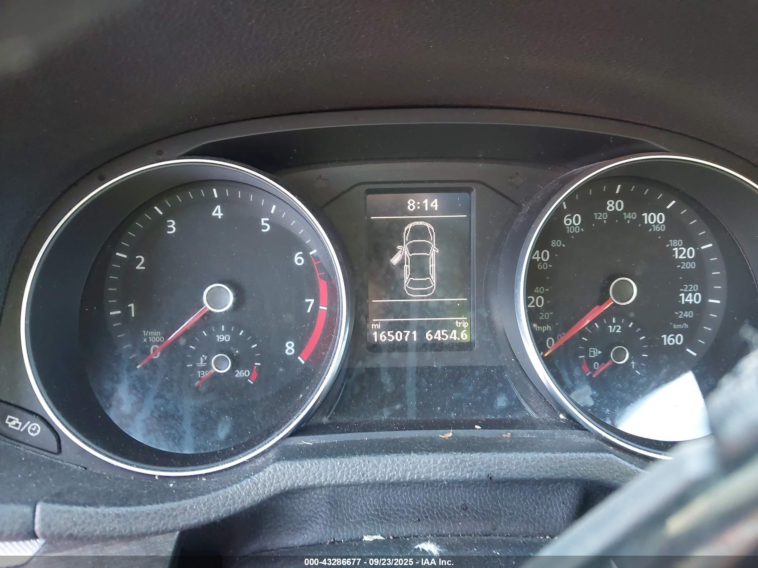 VOLKSWAGEN PASSAT image 7