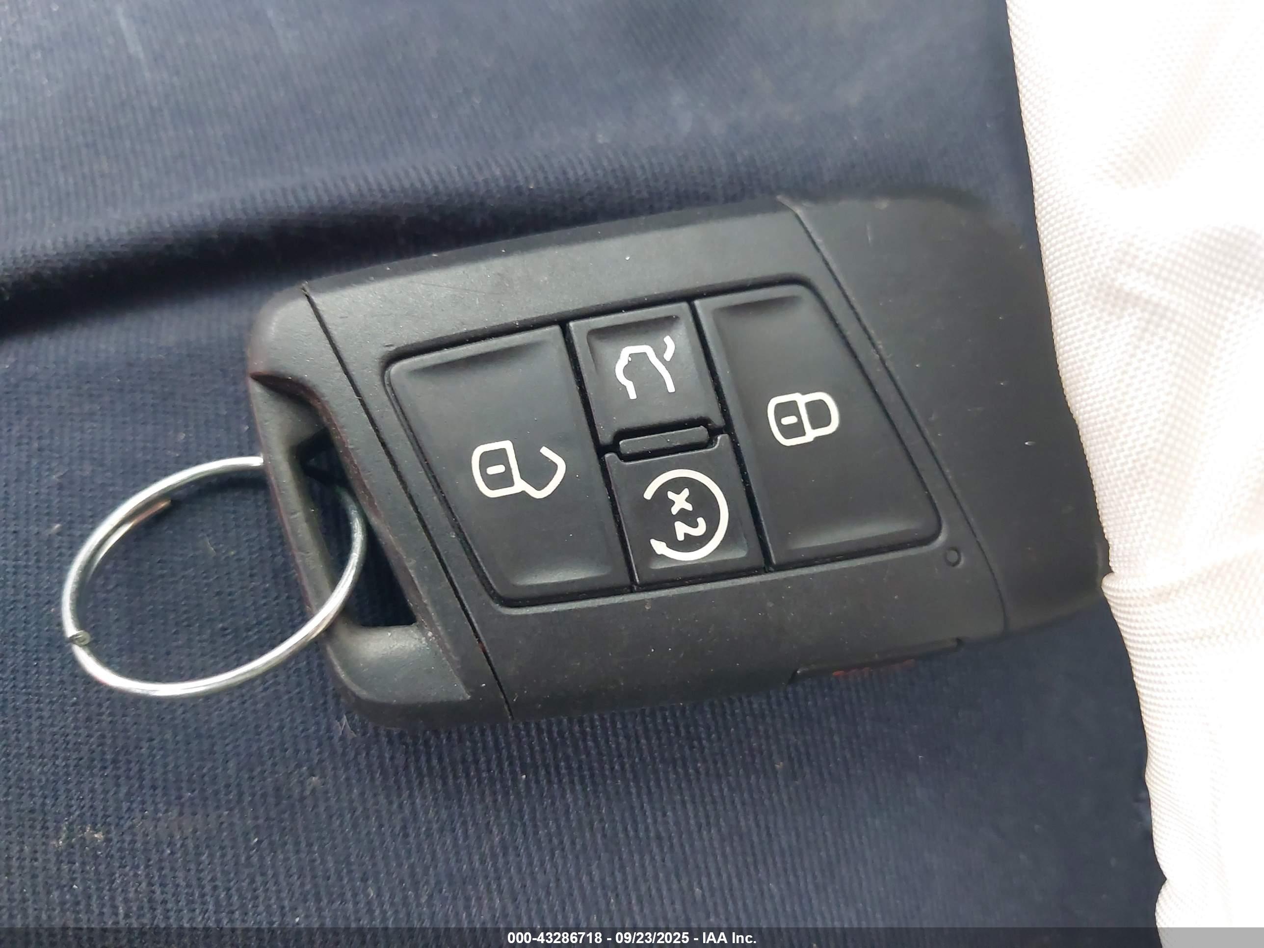 VOLKSWAGEN ATLAS image 11