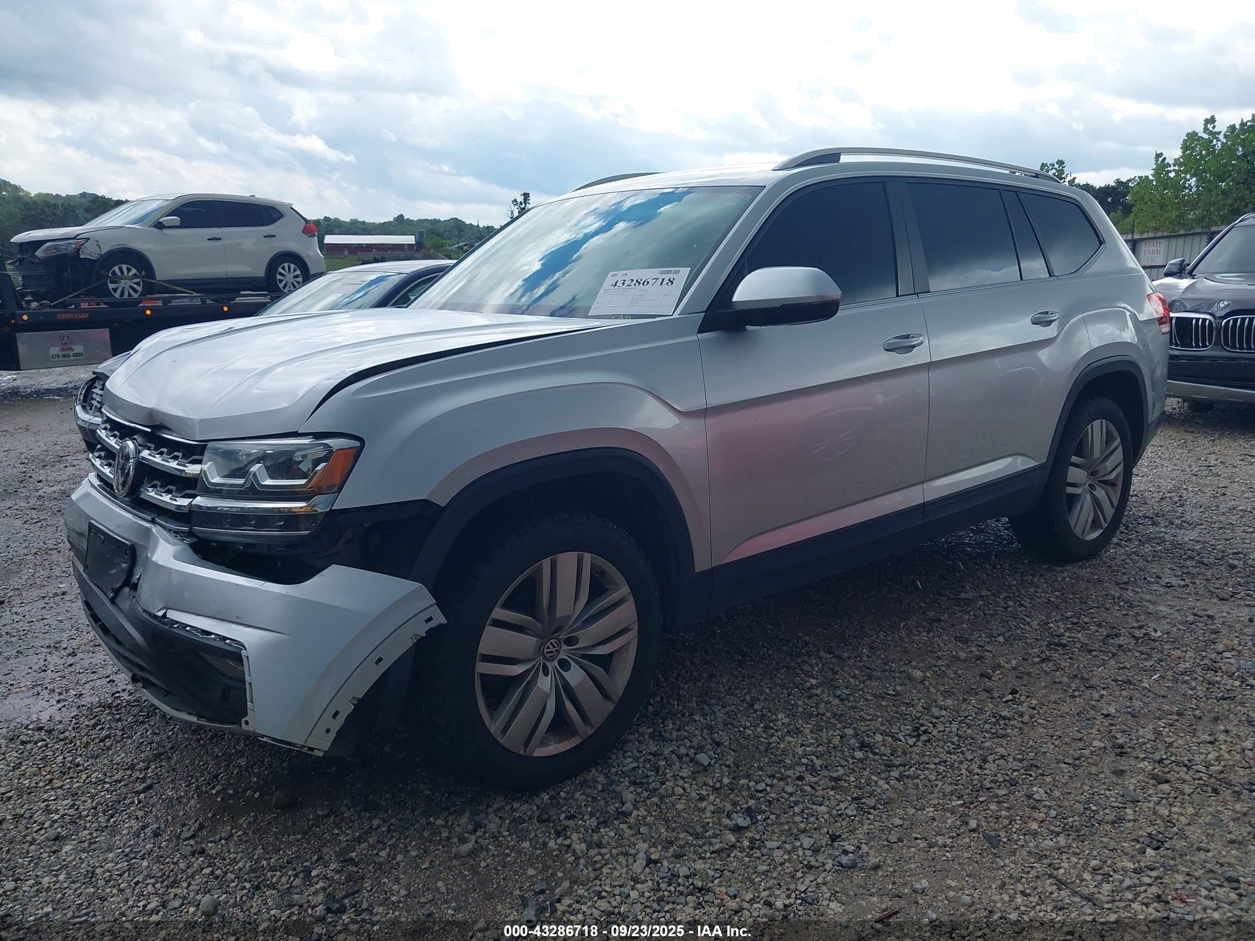 VOLKSWAGEN ATLAS image 2