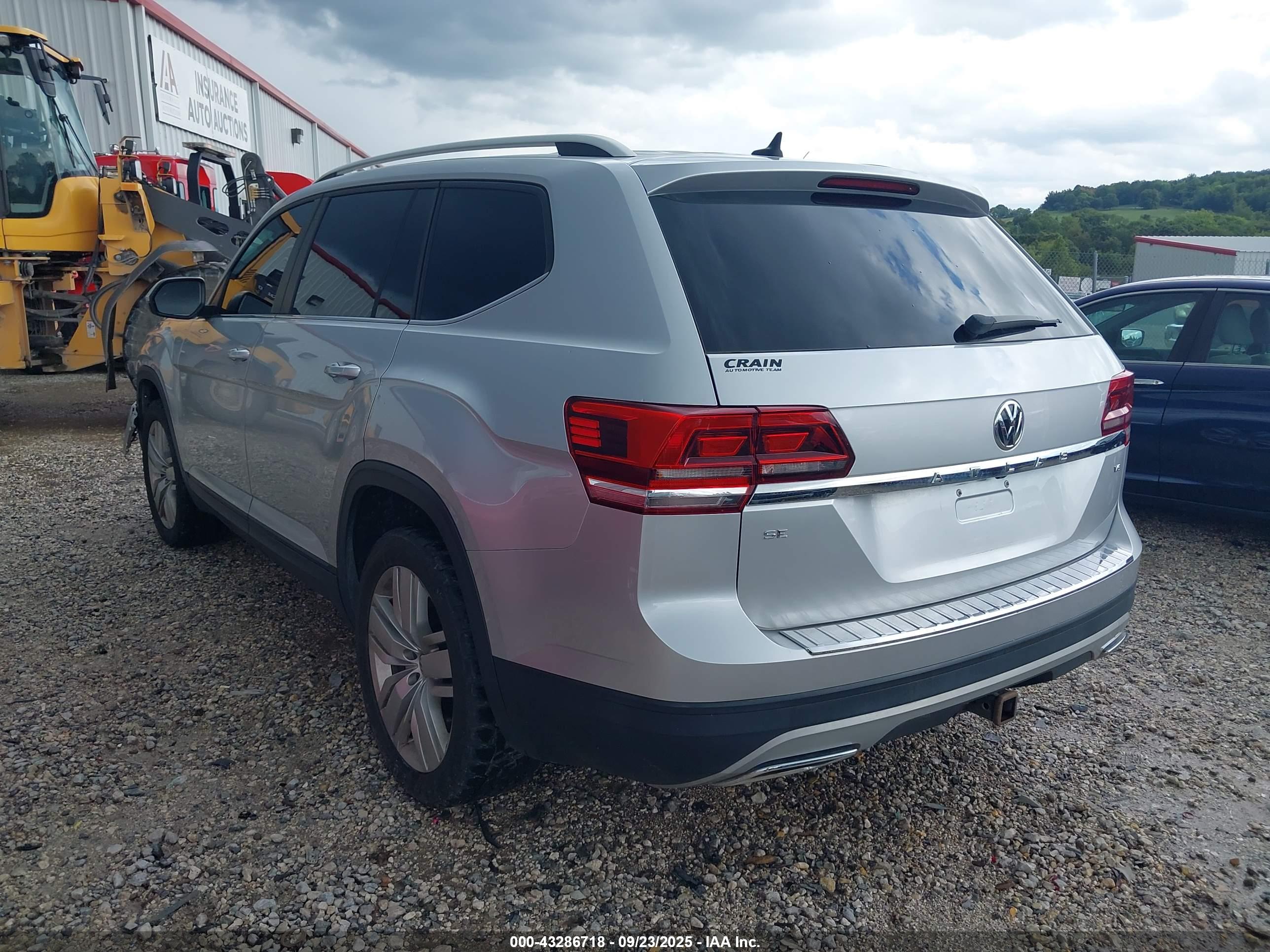 VOLKSWAGEN ATLAS image 3