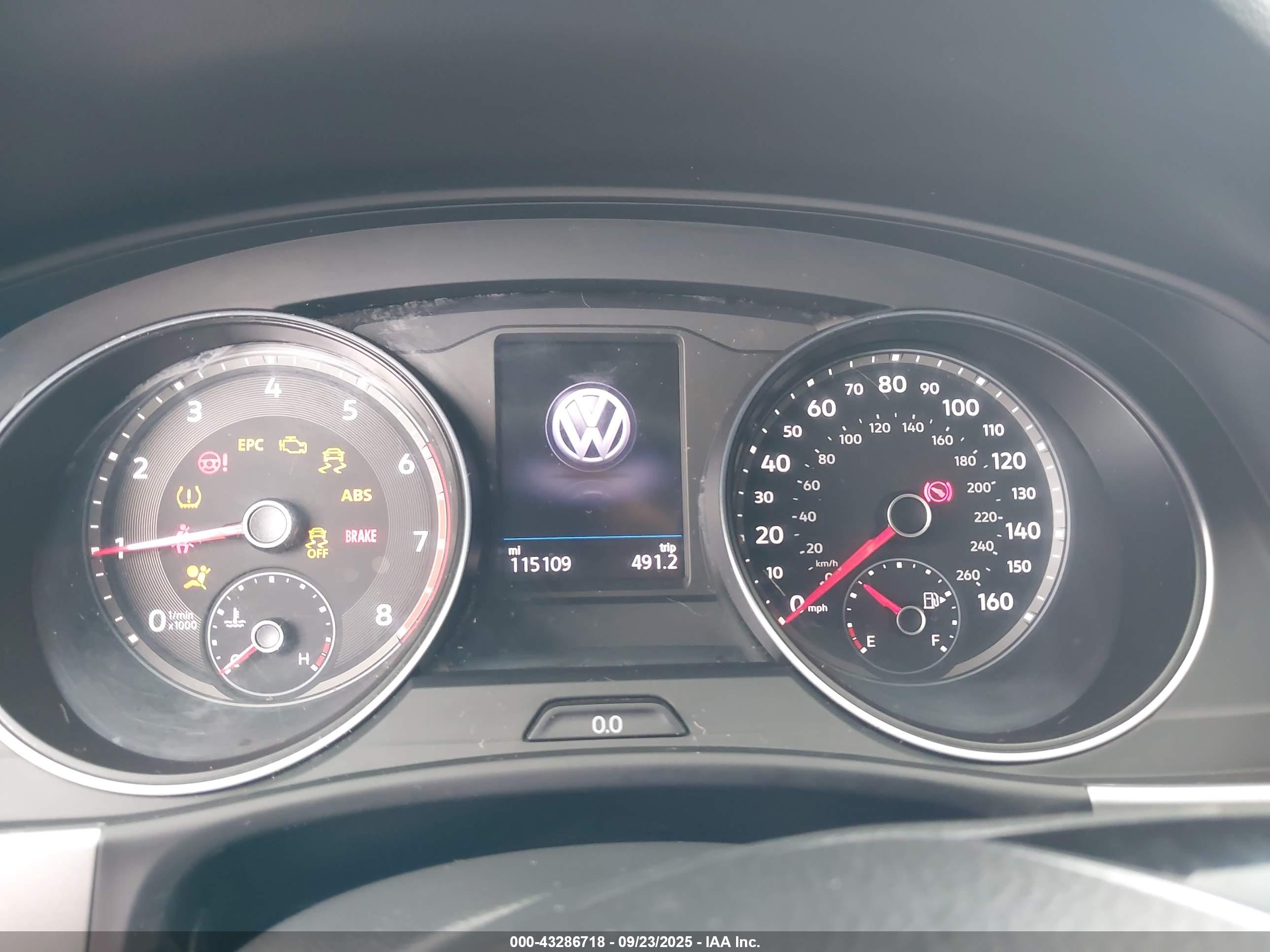 VOLKSWAGEN ATLAS image 7