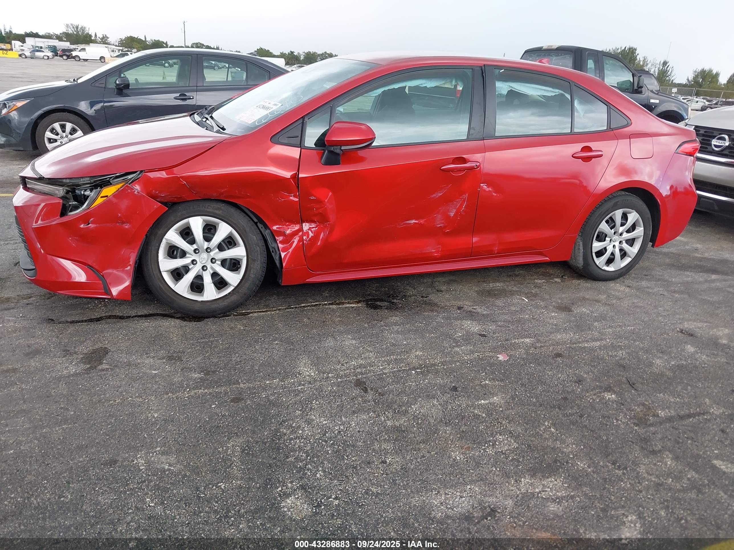 TOYOTA COROLLA image 6