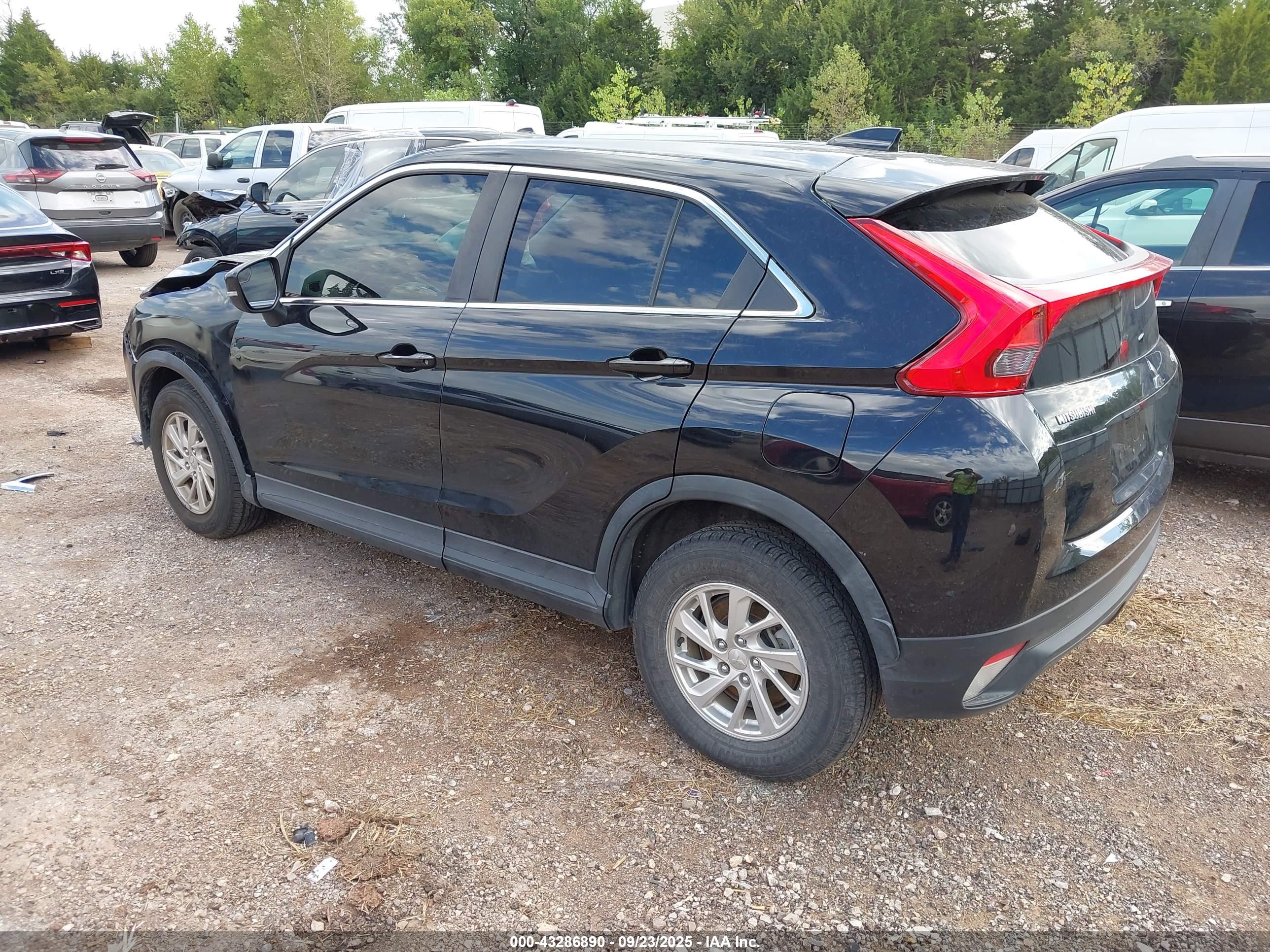 MITSUBISHI ECLIPSE image 3