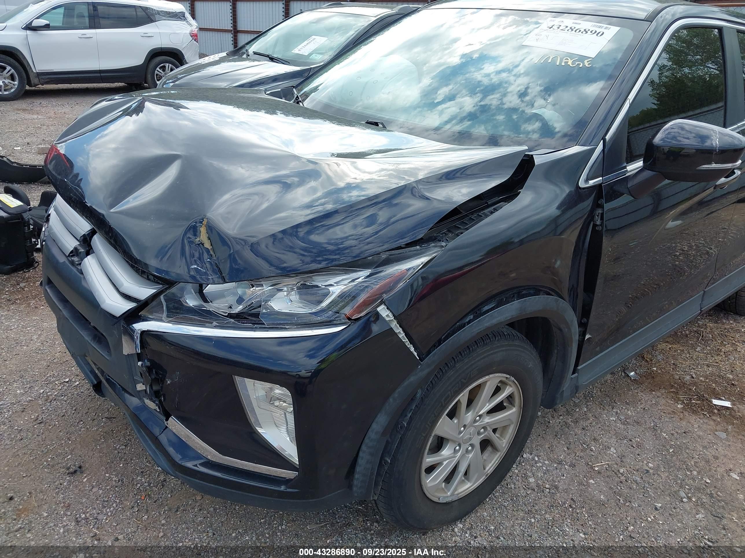 MITSUBISHI ECLIPSE image 6