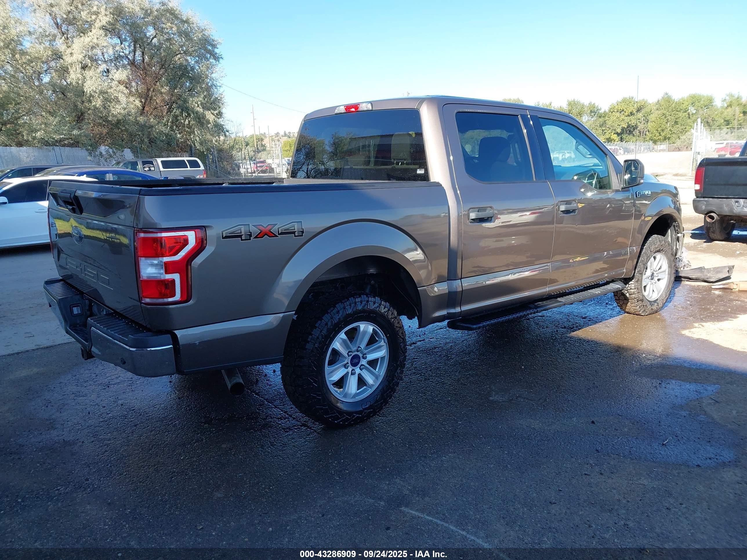 FORD F-150 image 4