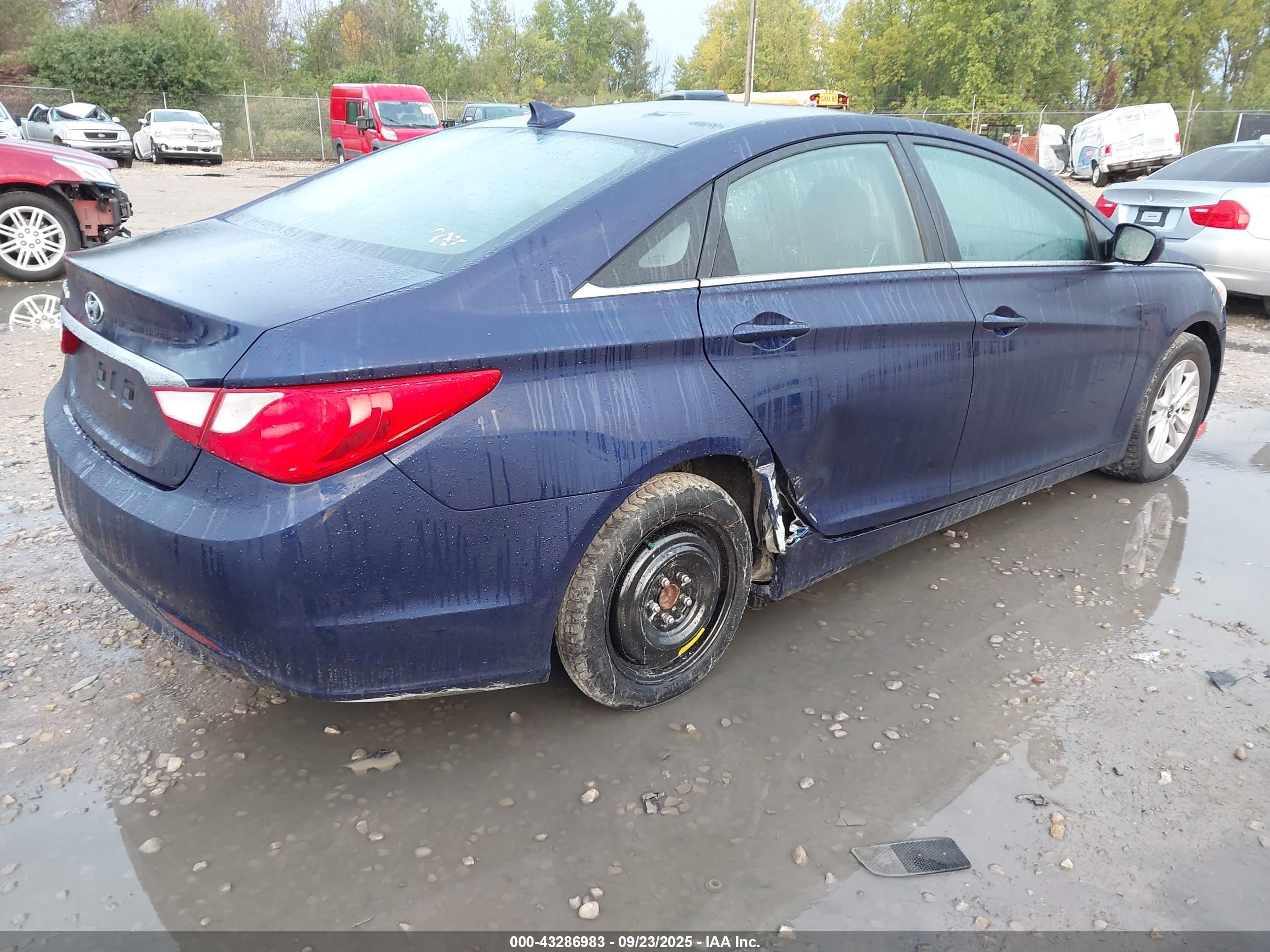 HYUNDAI SONATA image 4