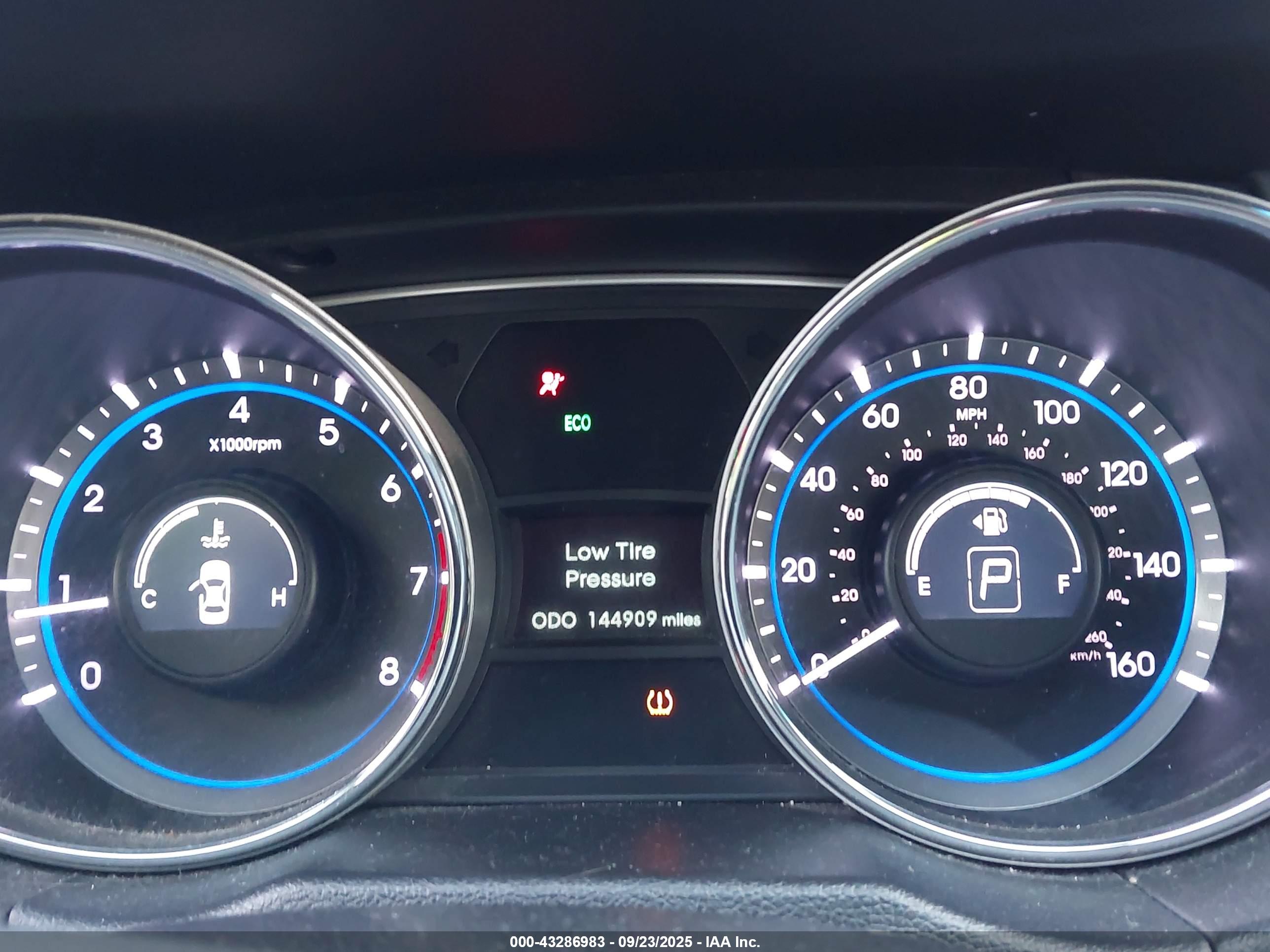HYUNDAI SONATA image 7