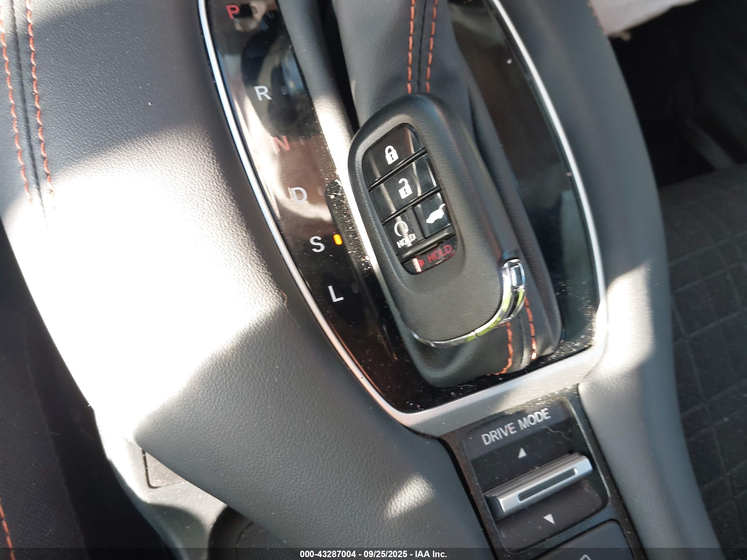 HONDA HR-V image 11