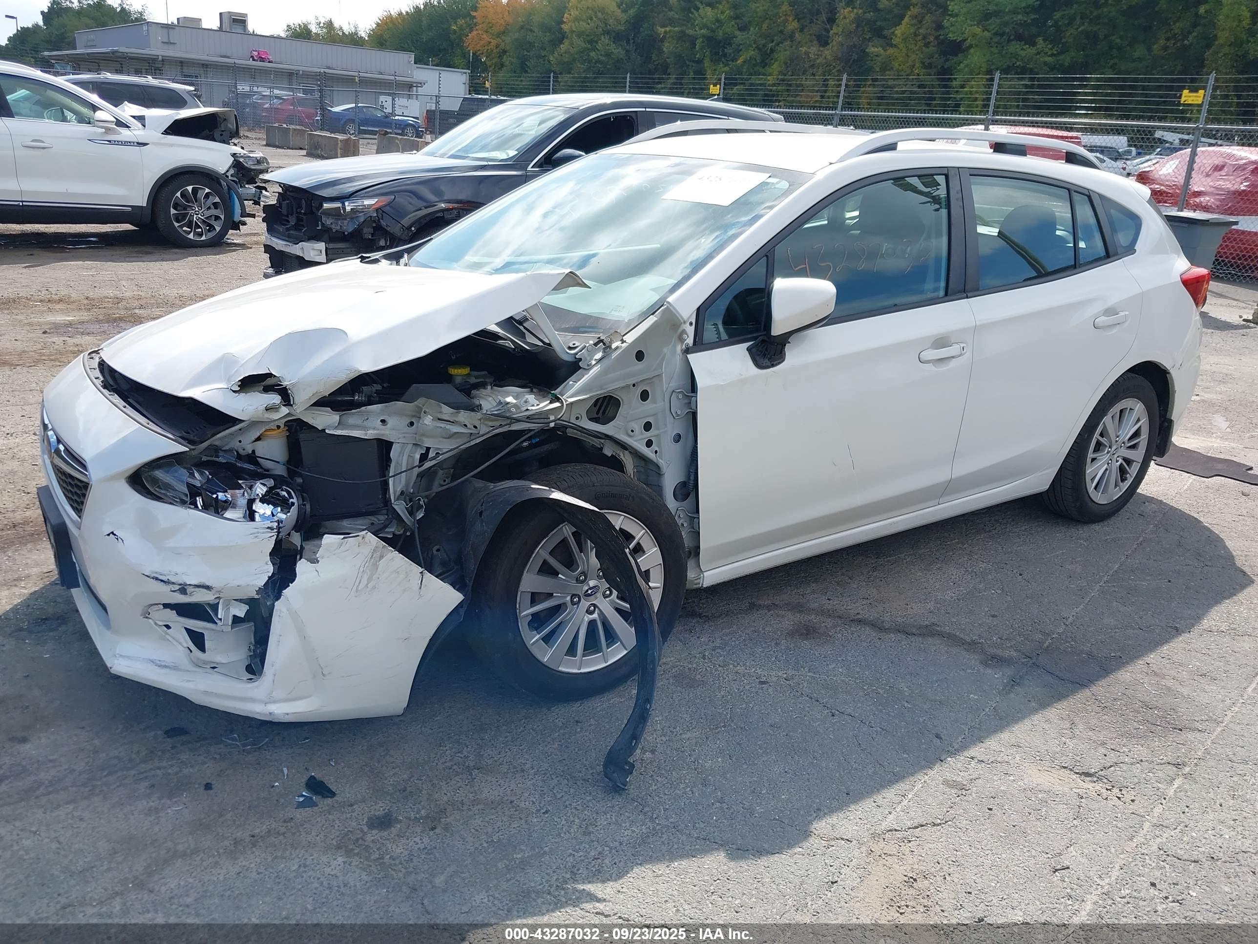 SUBARU IMPREZA image 2