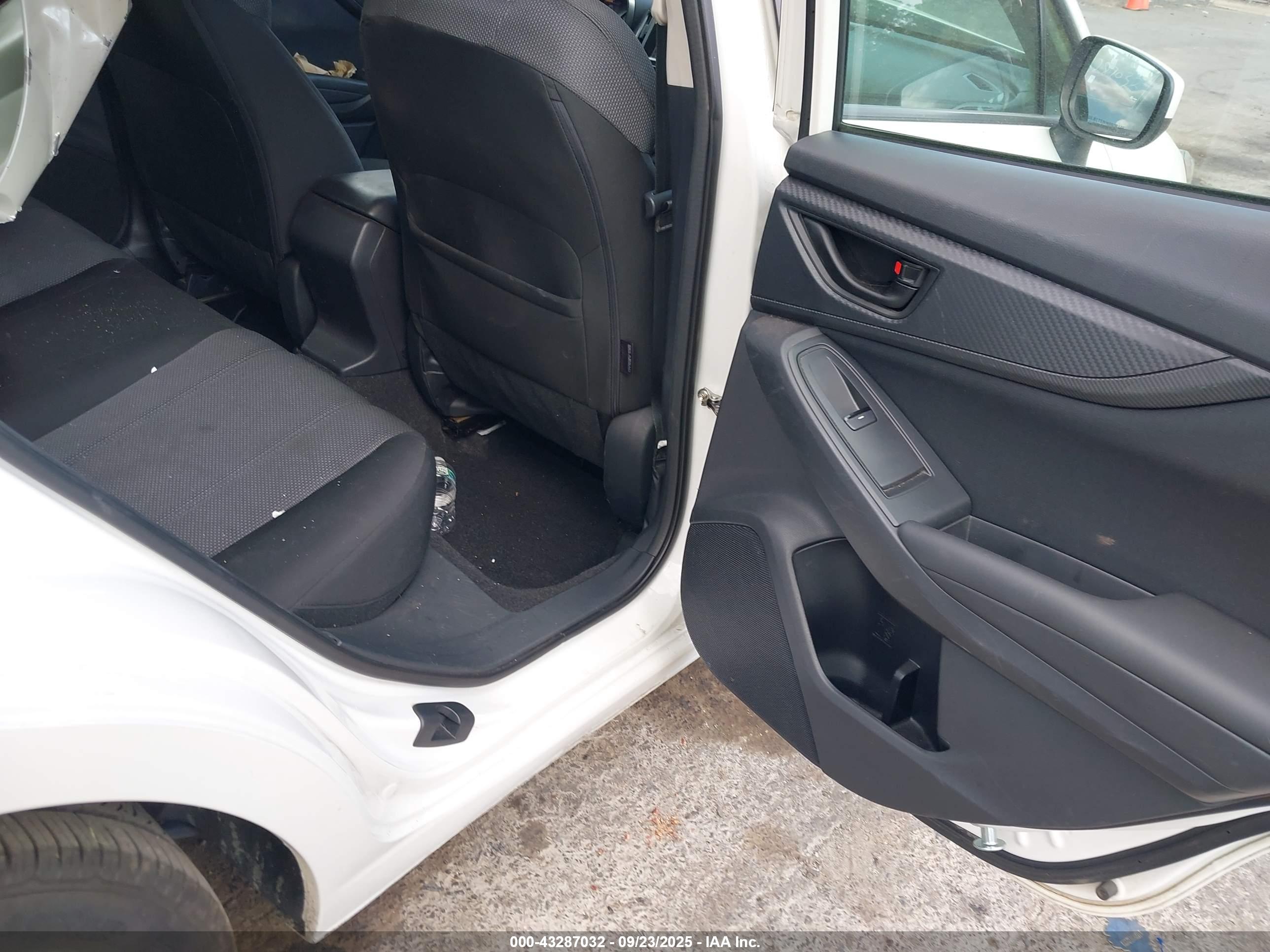 SUBARU IMPREZA image 8