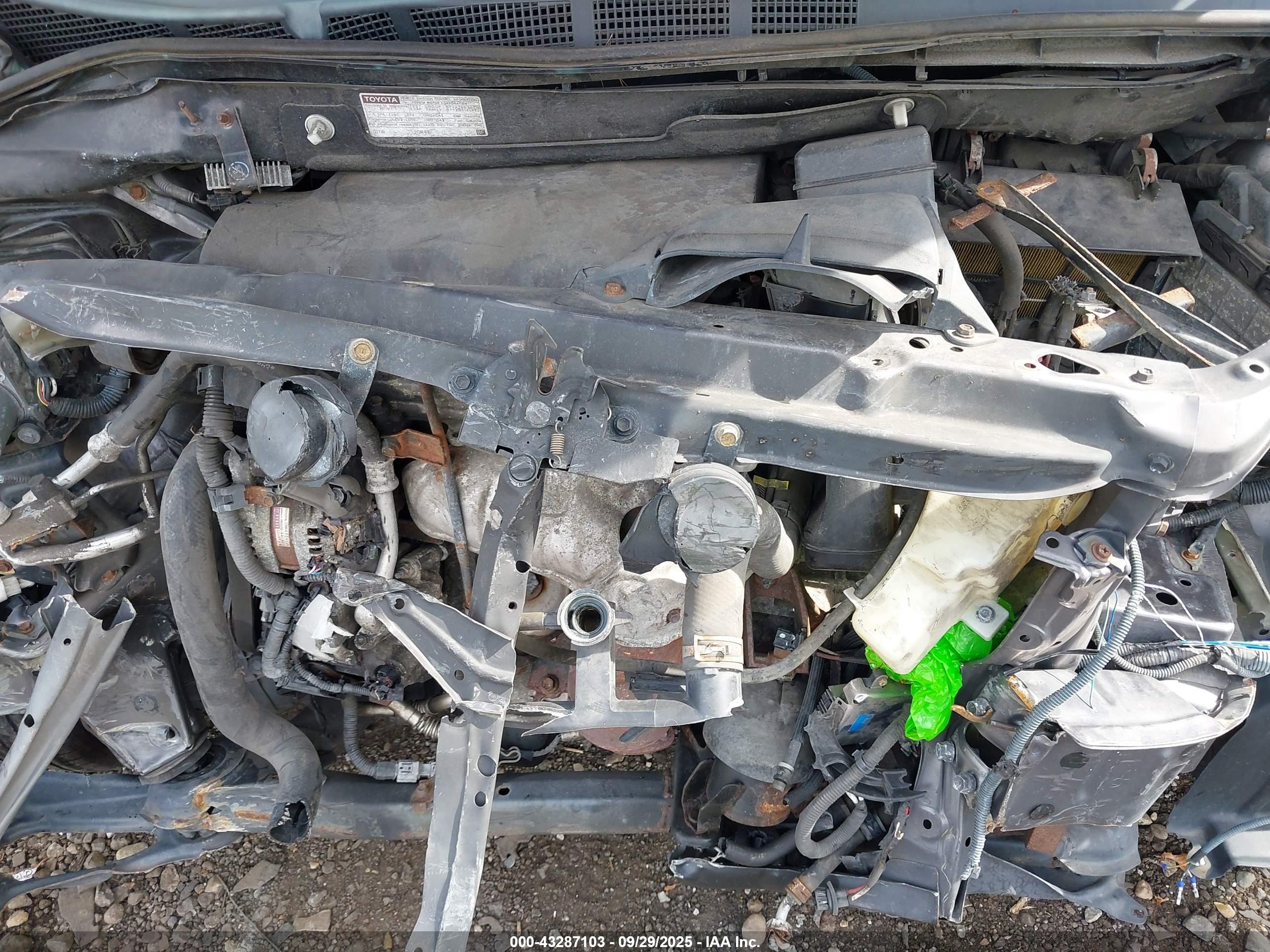 TOYOTA SIENNA image 10