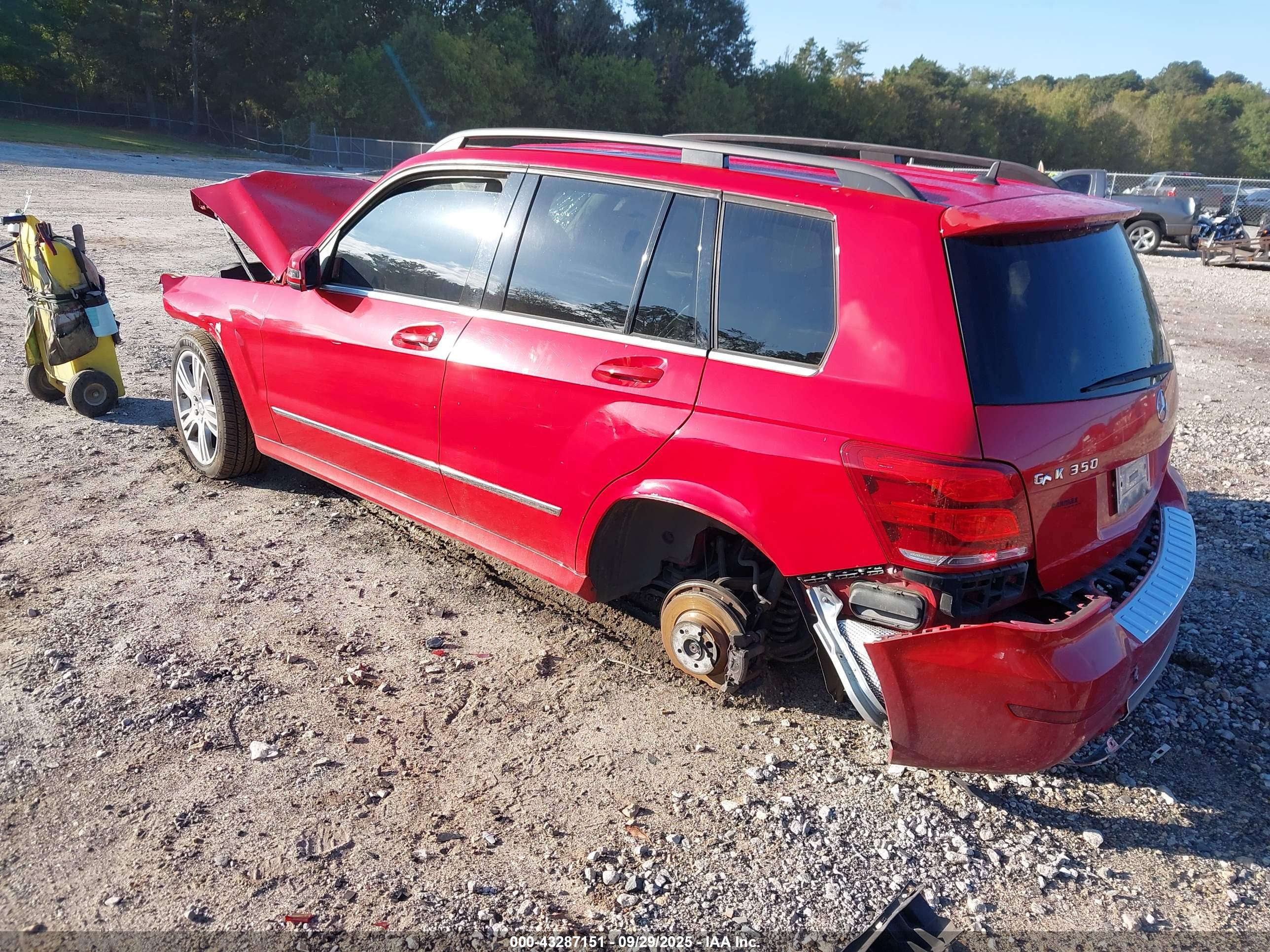 MERCEDES-BENZ GLK image 3