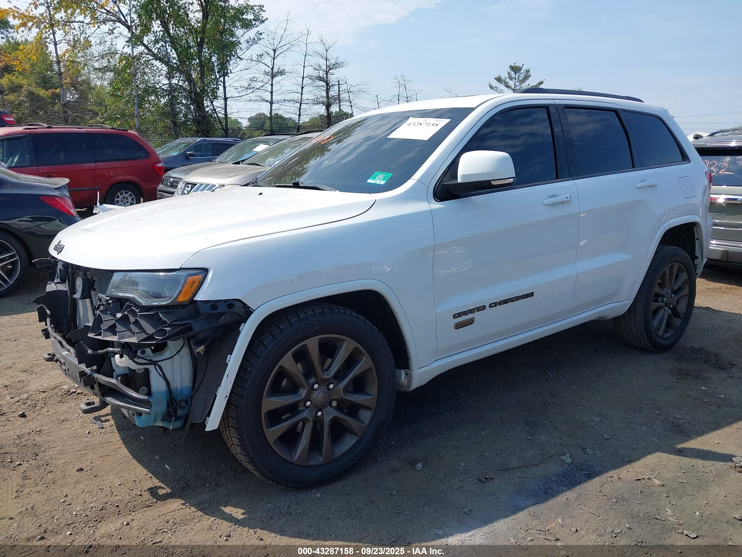 JEEP GRAND image 2