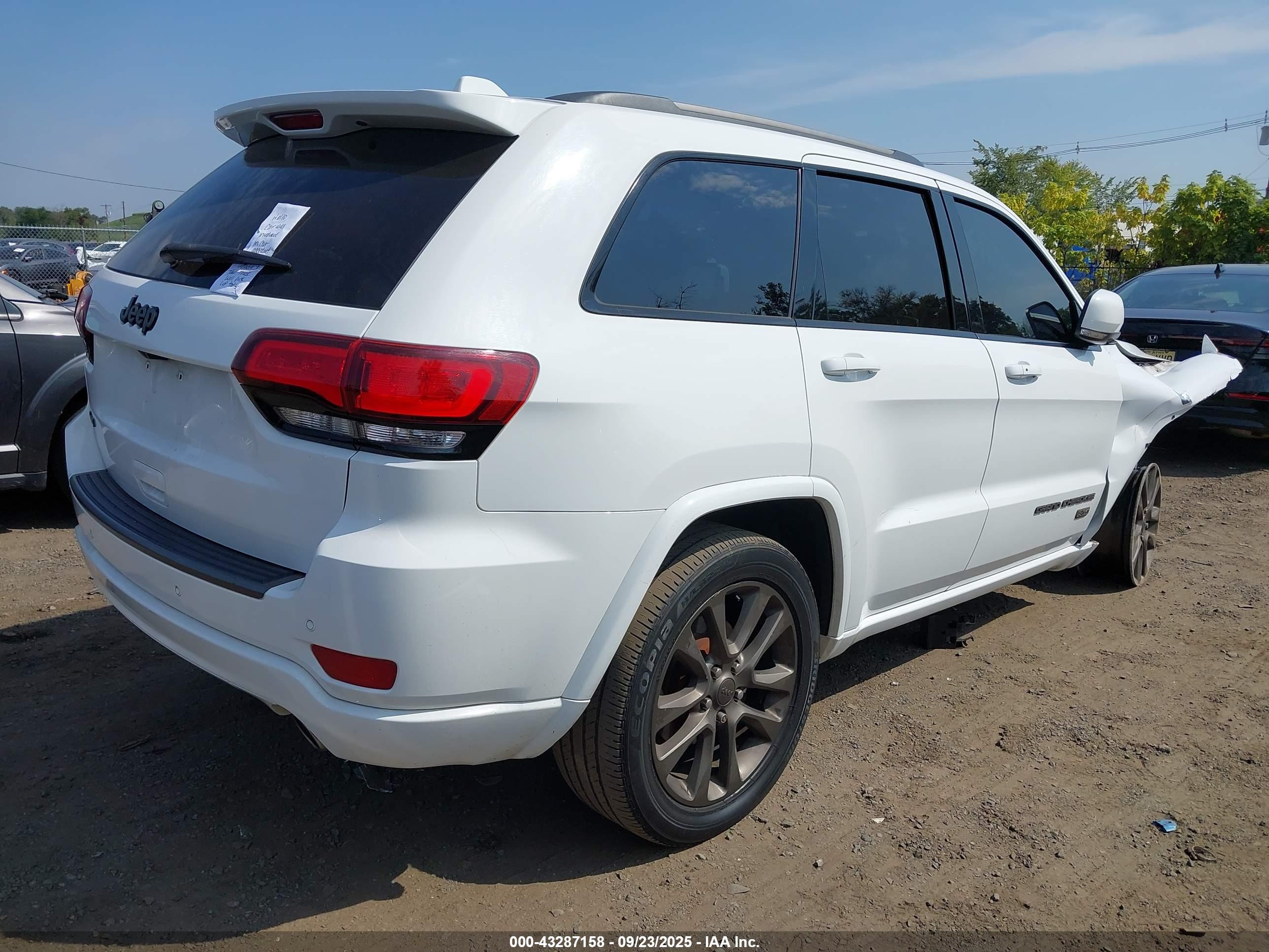 JEEP GRAND image 4