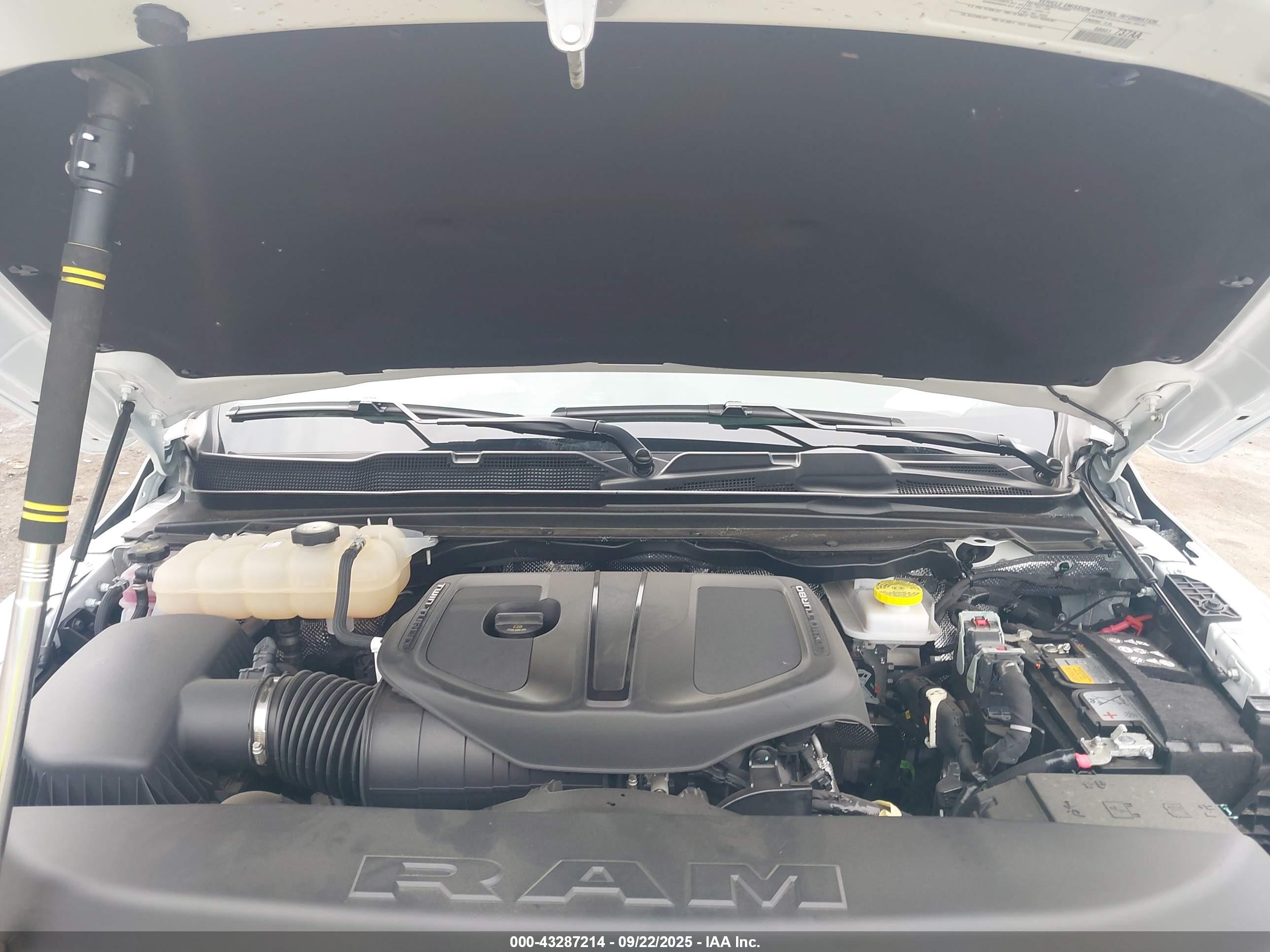 RAM 1500 image 10