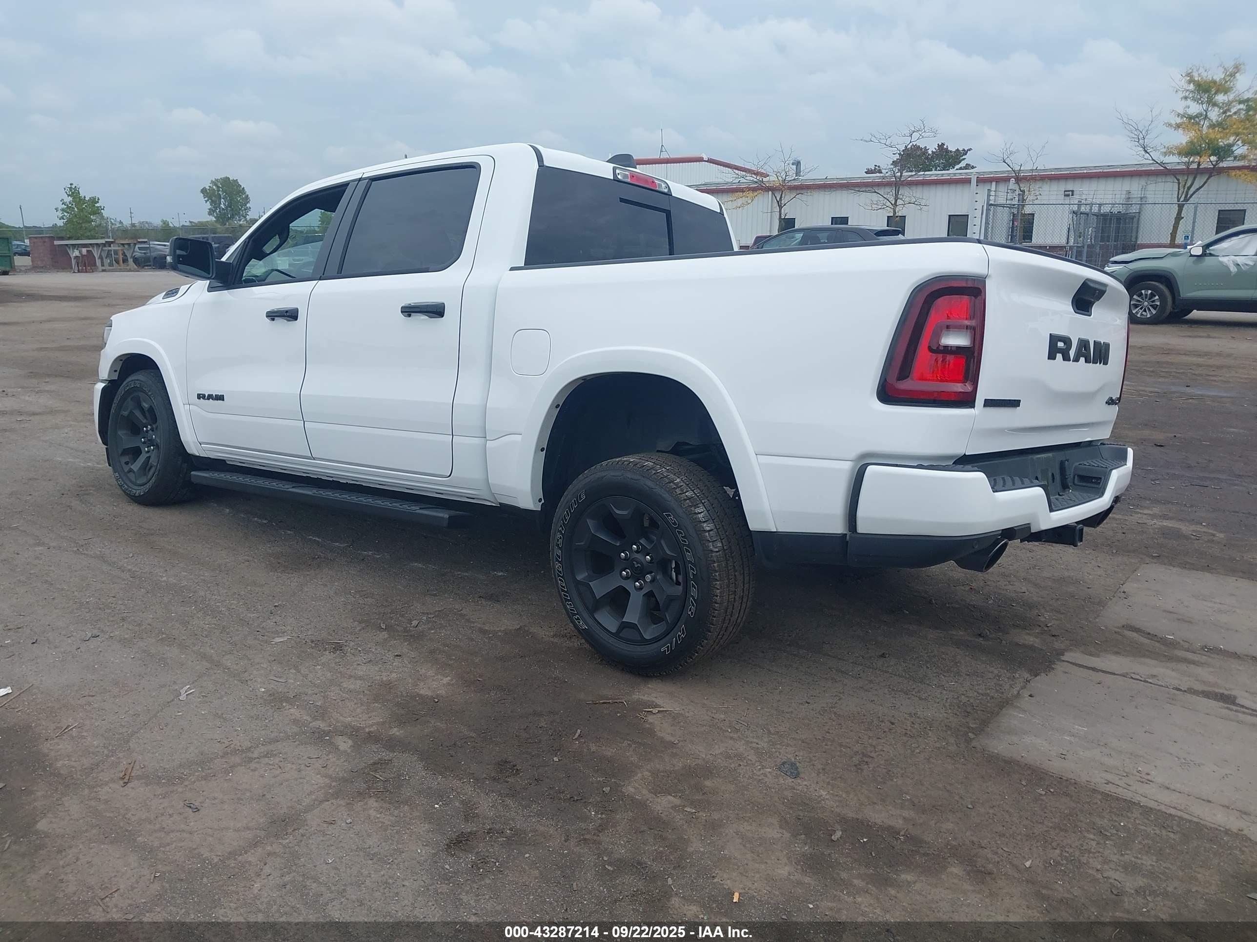 RAM 1500 image 3