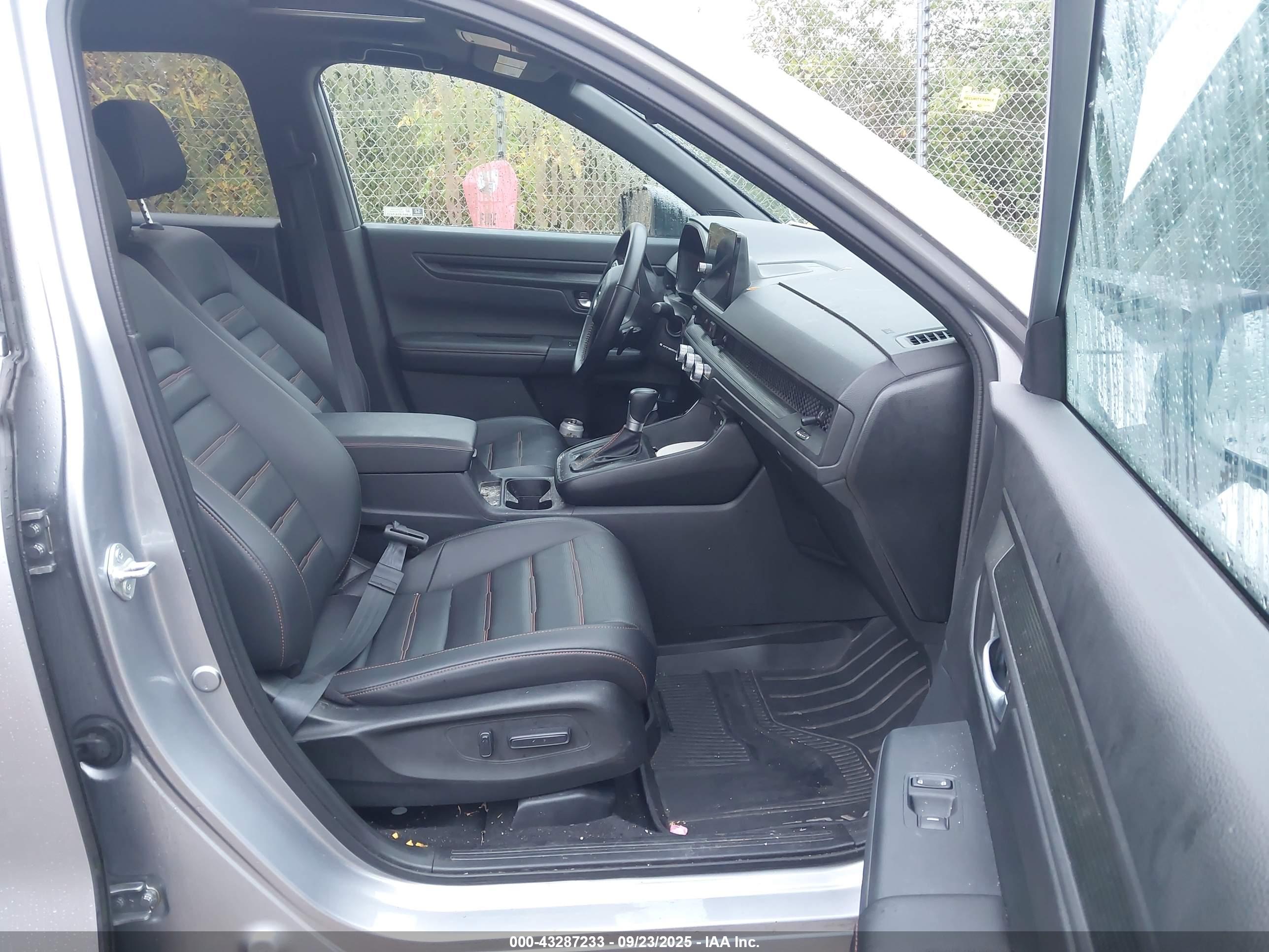 HONDA CR-V image 5