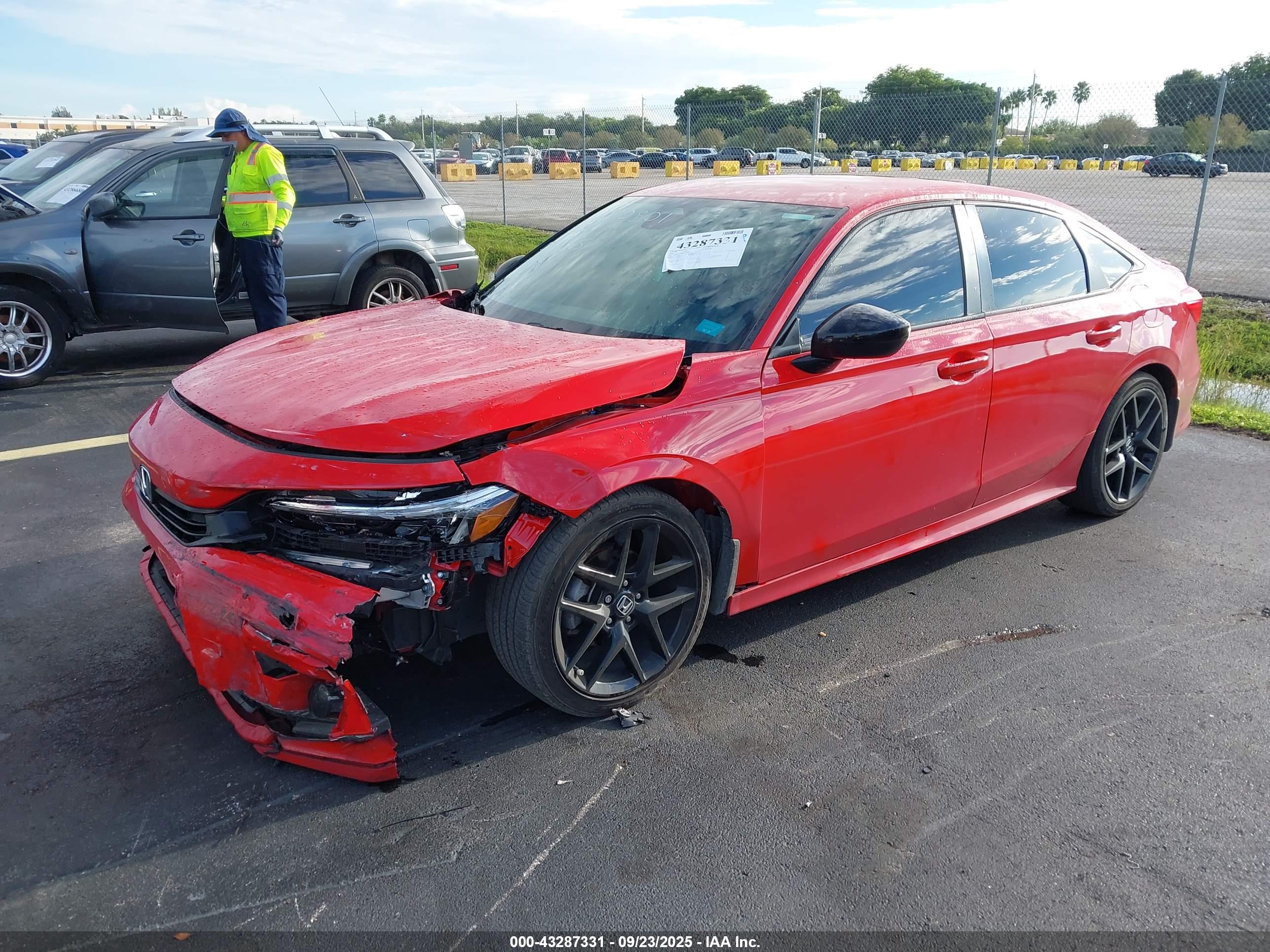 HONDA CIVIC image 2