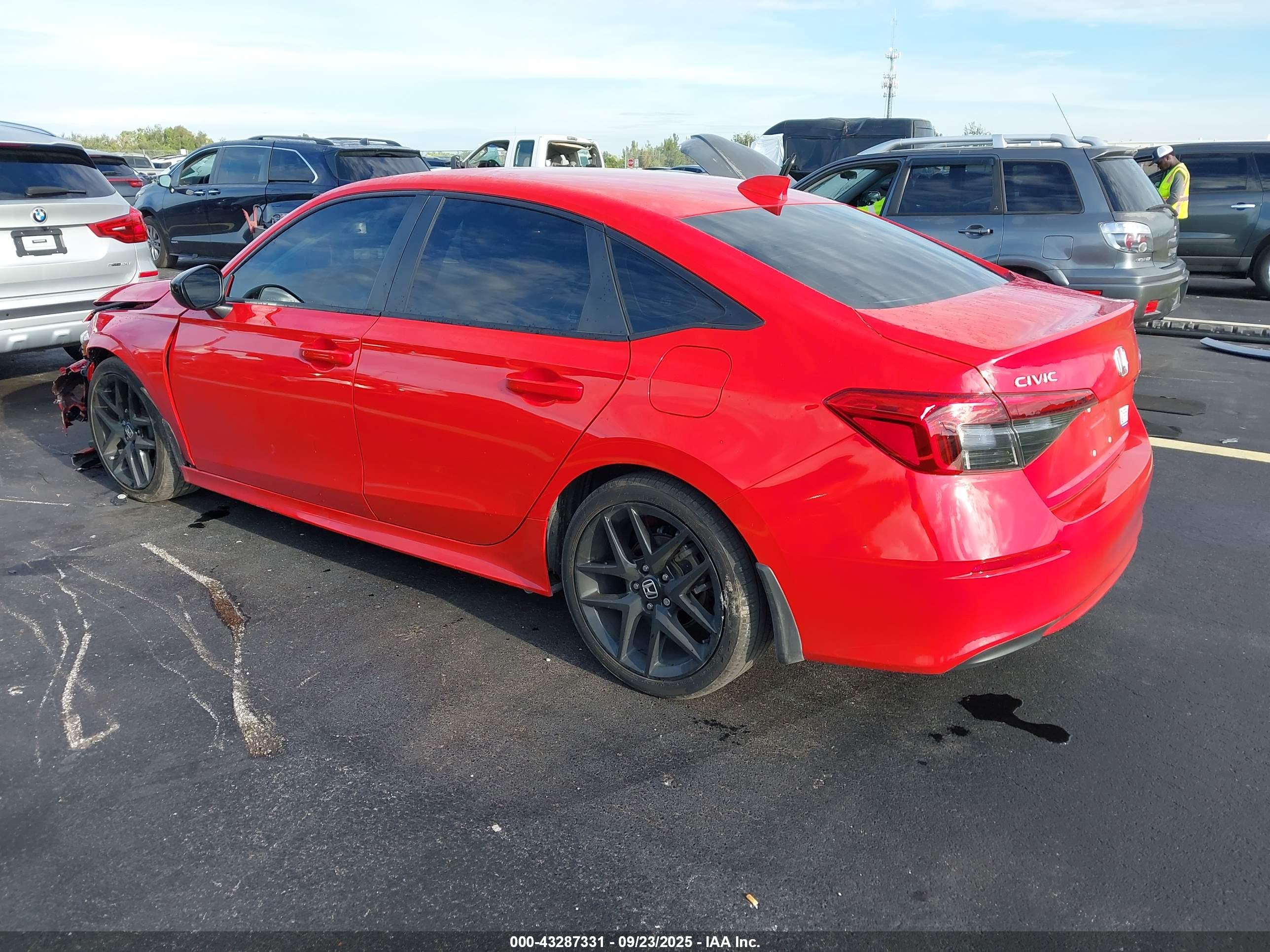 HONDA CIVIC image 3