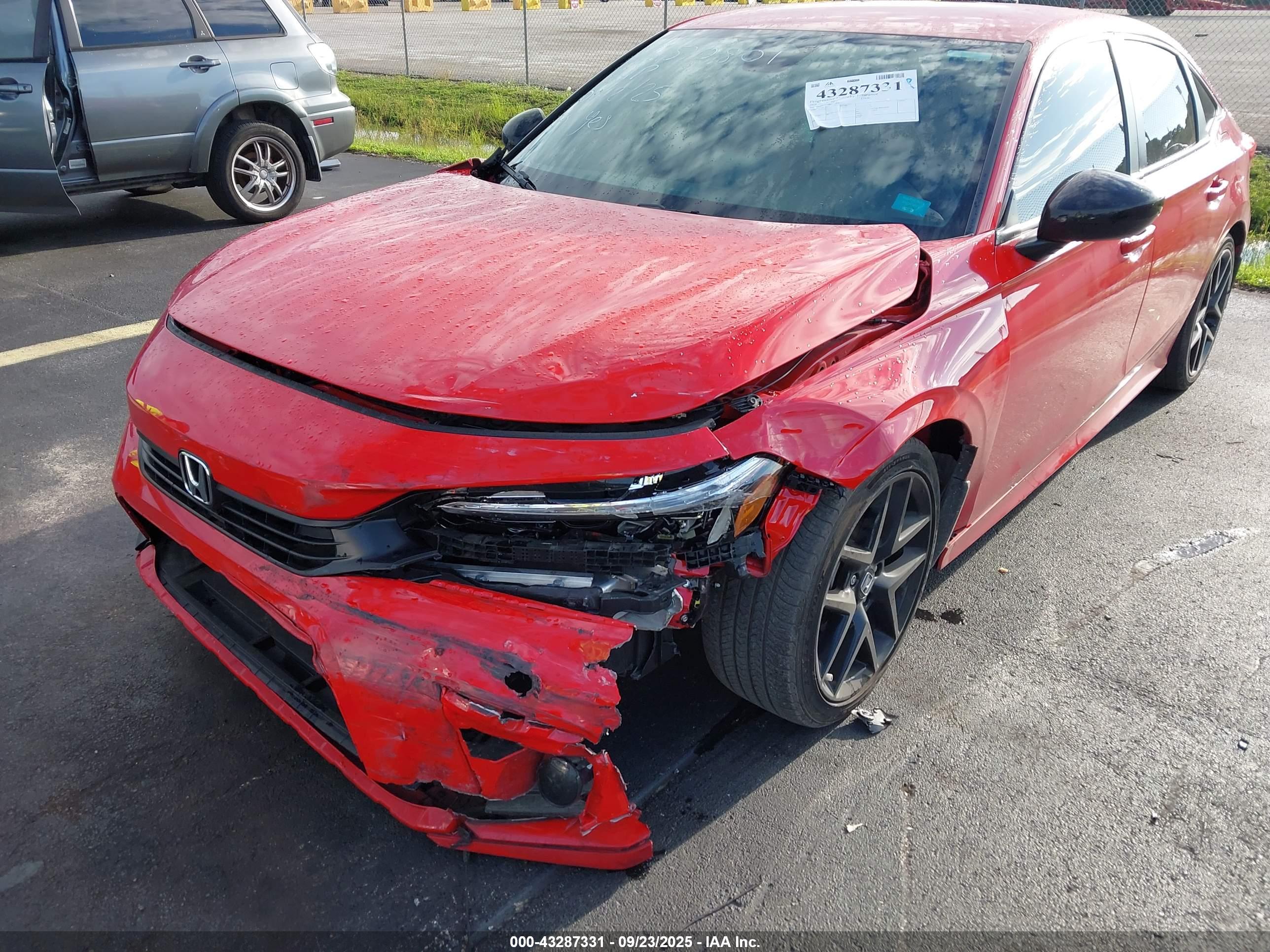 HONDA CIVIC image 6