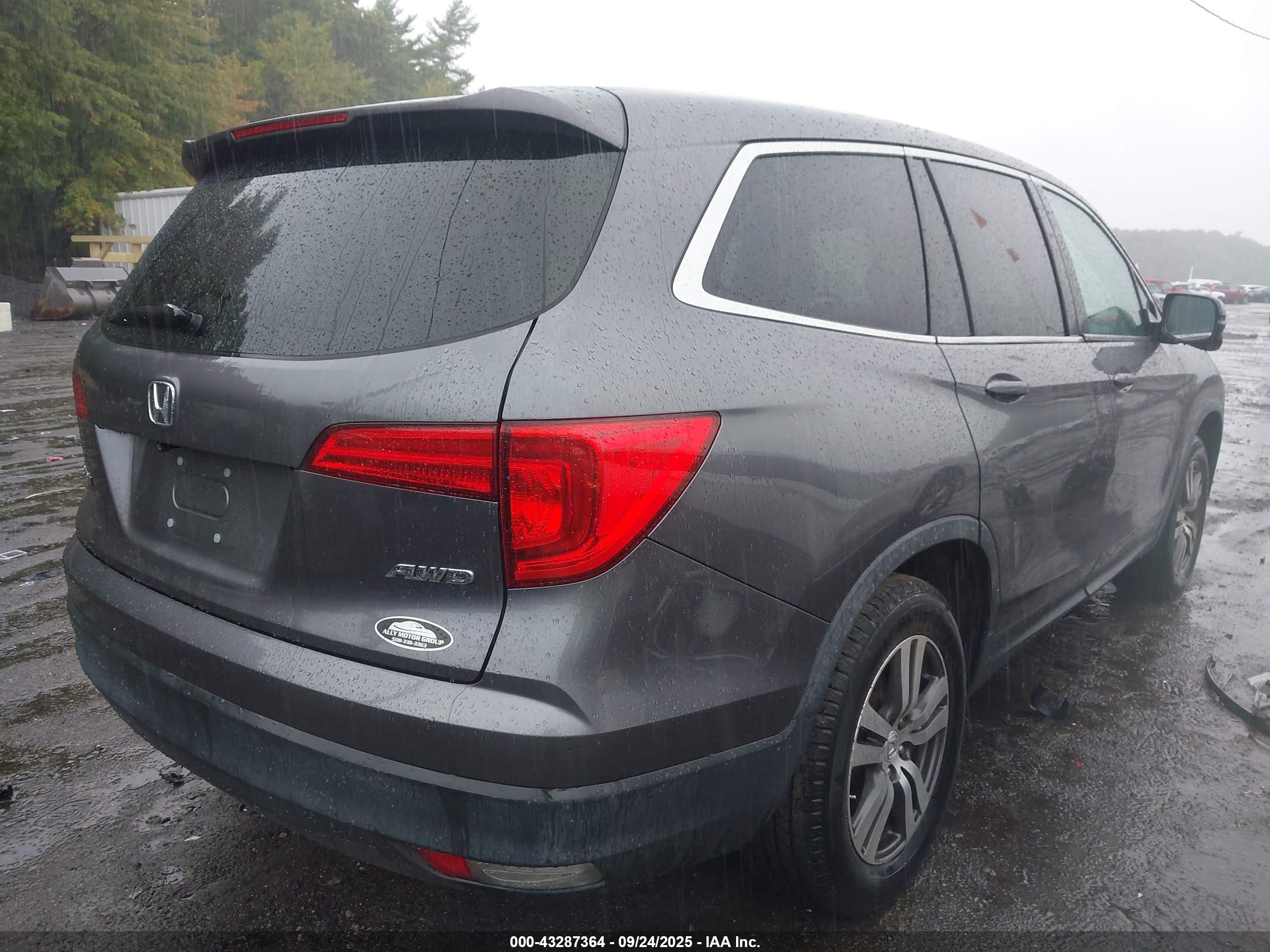 HONDA PILOT image 4
