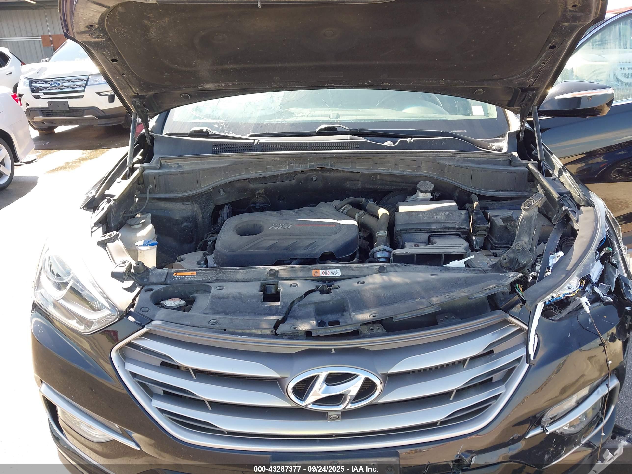 HYUNDAI SANTA image 10