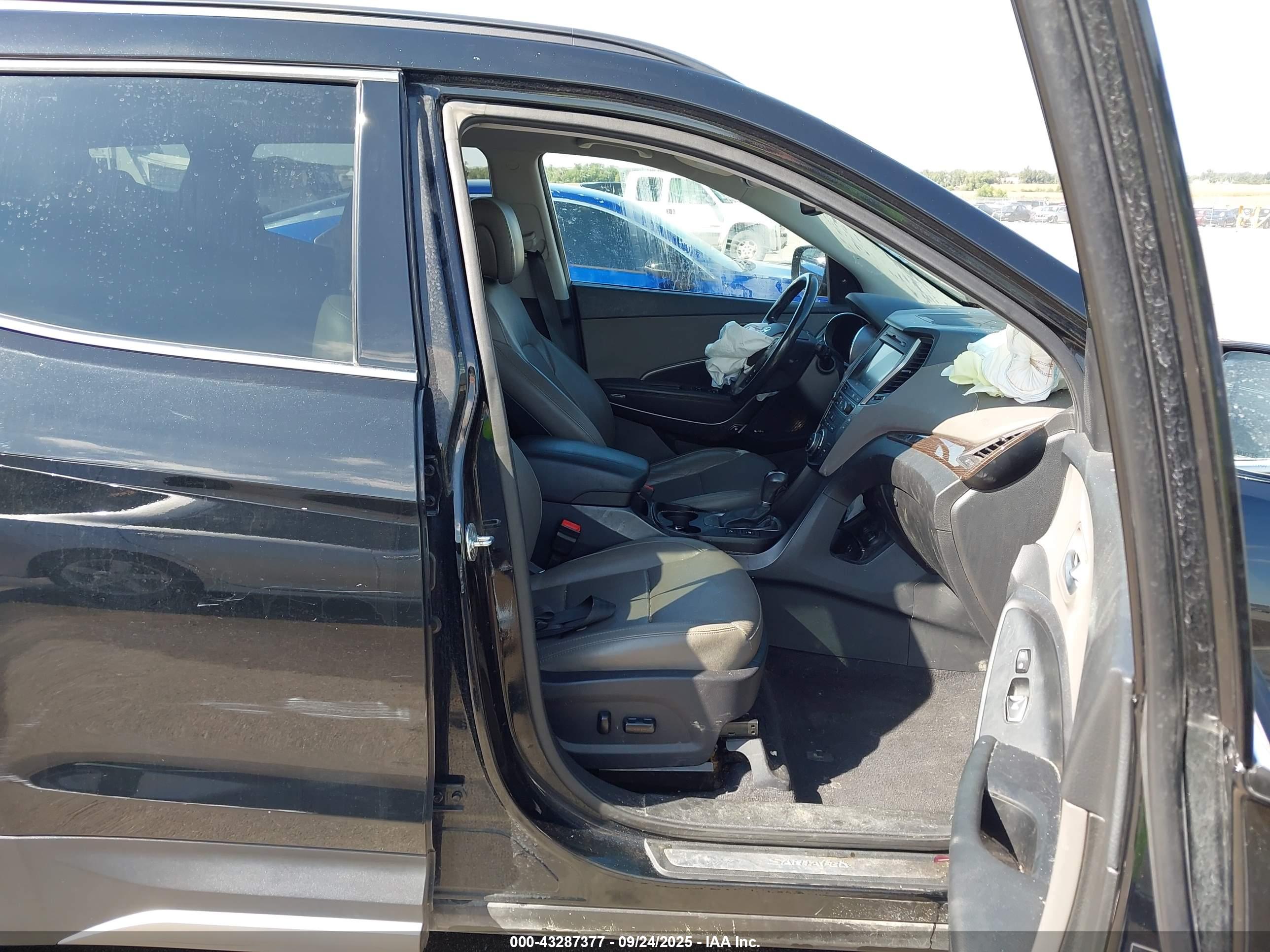 HYUNDAI SANTA image 5