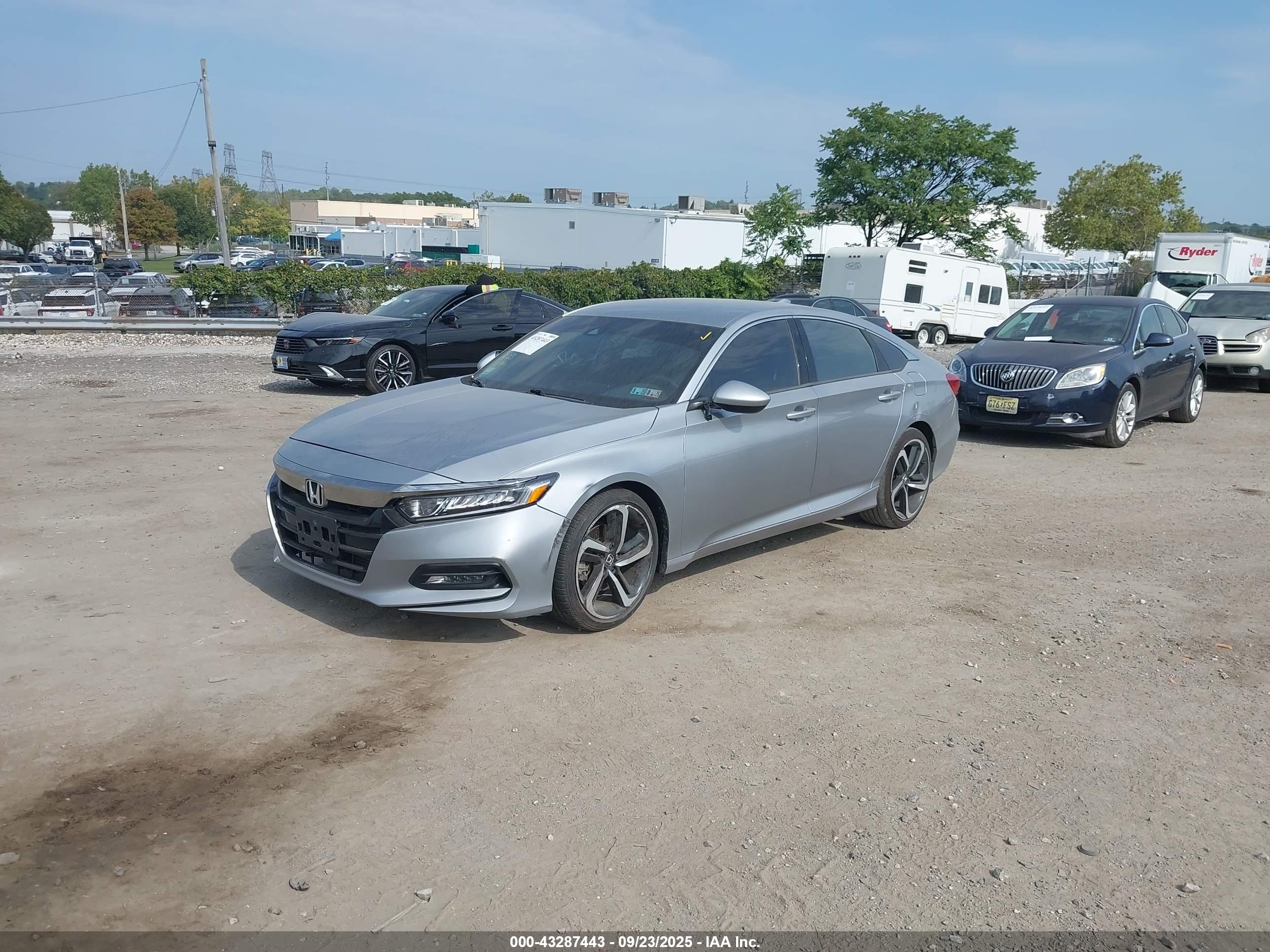 HONDA ACCORD image 2