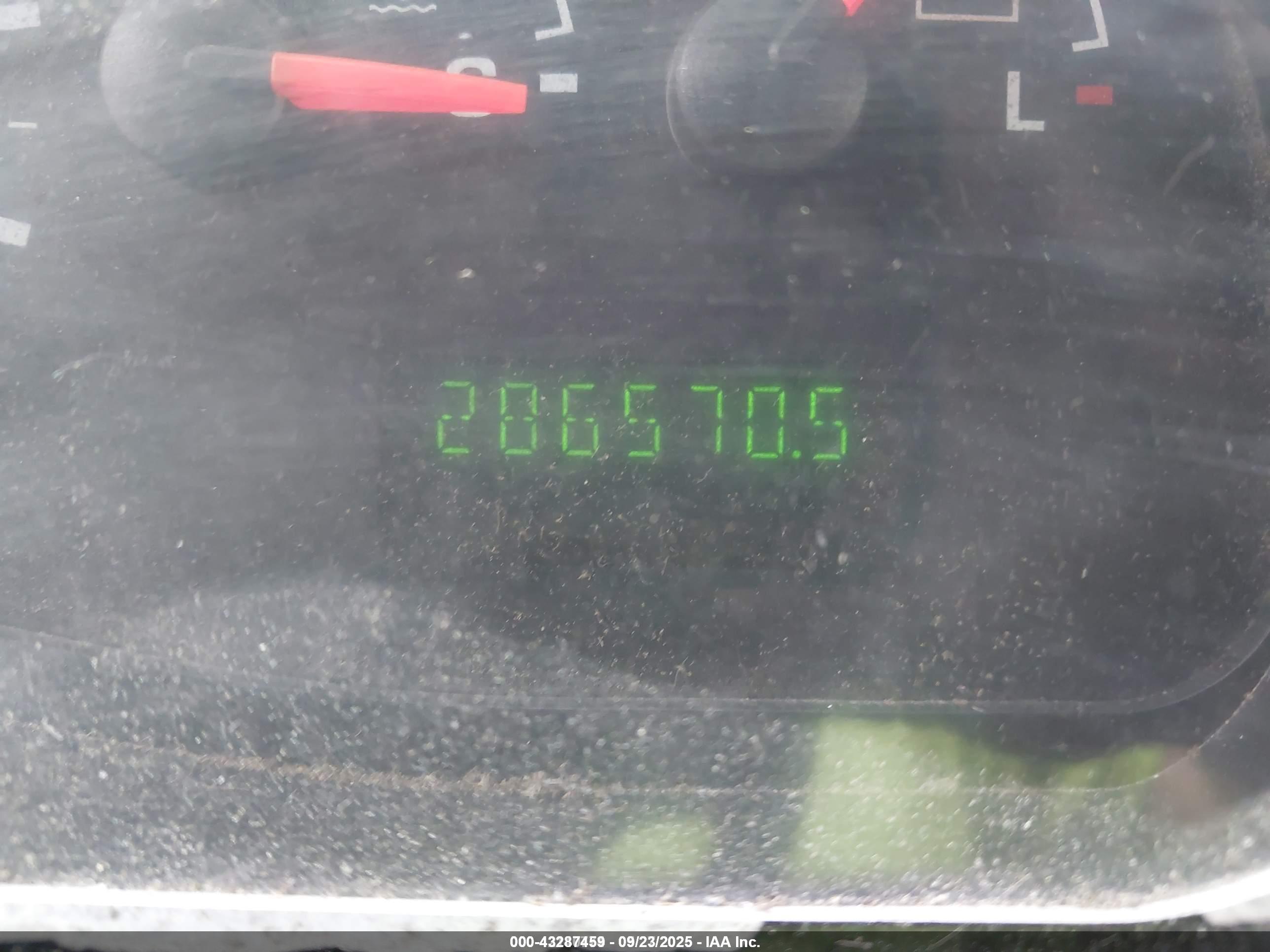 FORD E-350 image 6