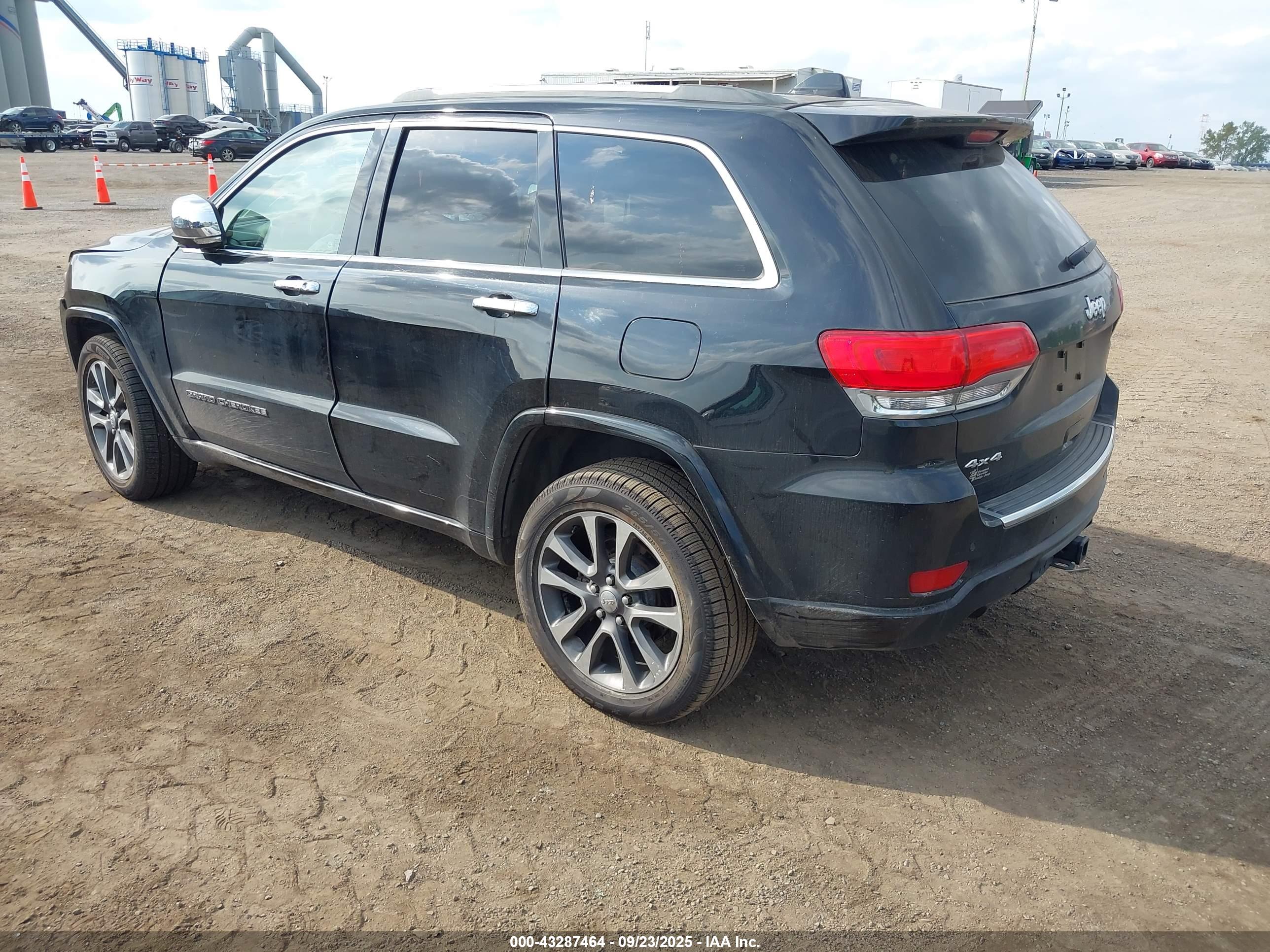 JEEP GRAND image 3