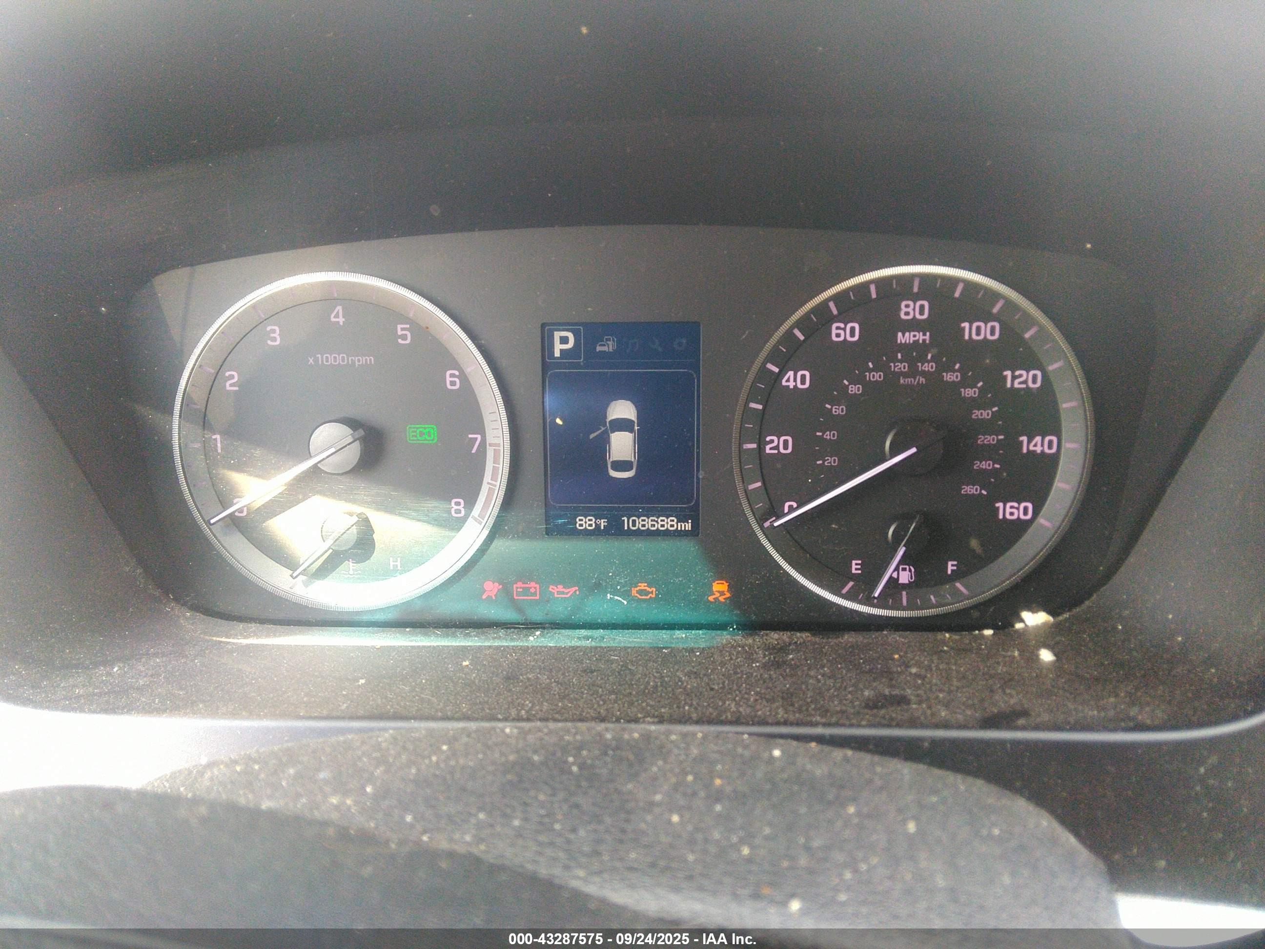 HYUNDAI SONATA image 7