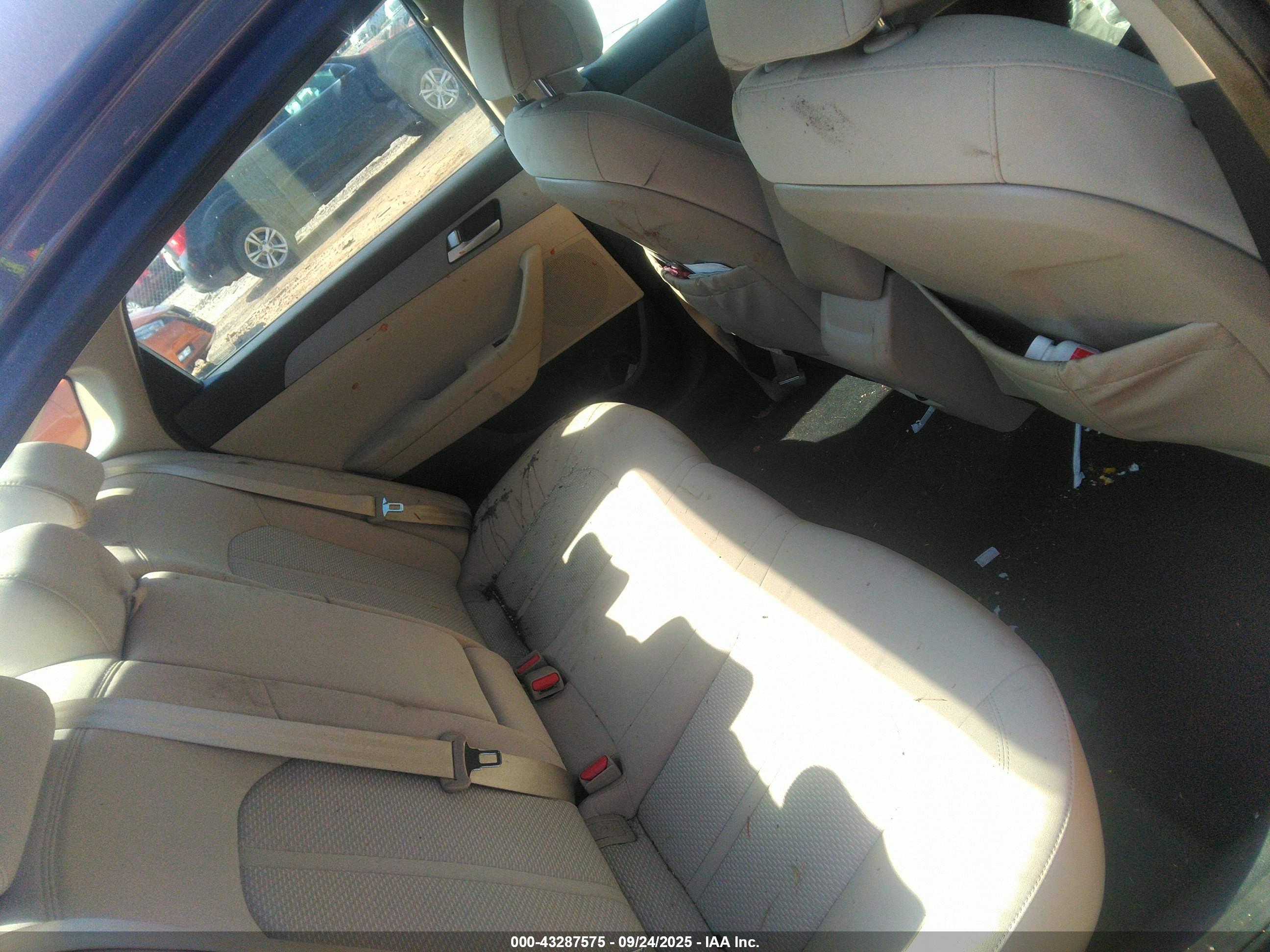 HYUNDAI SONATA image 8