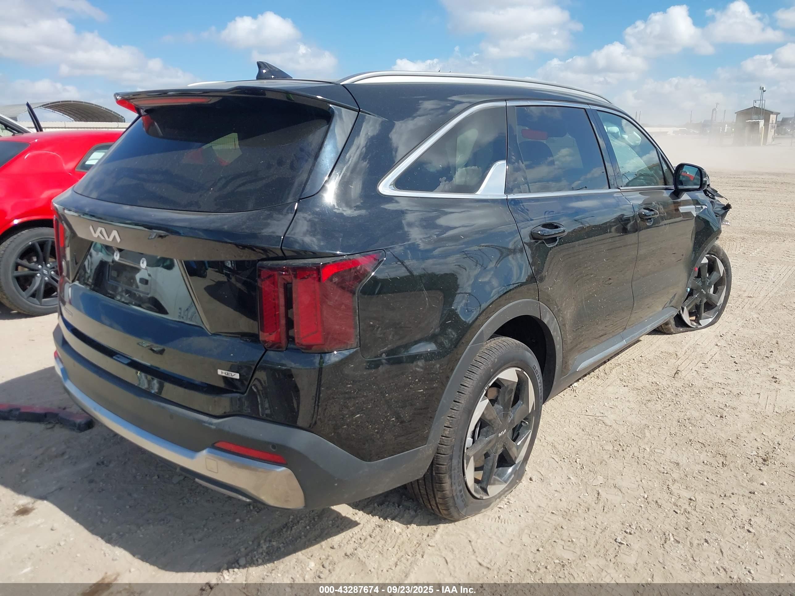 KIA SORENTO image 4